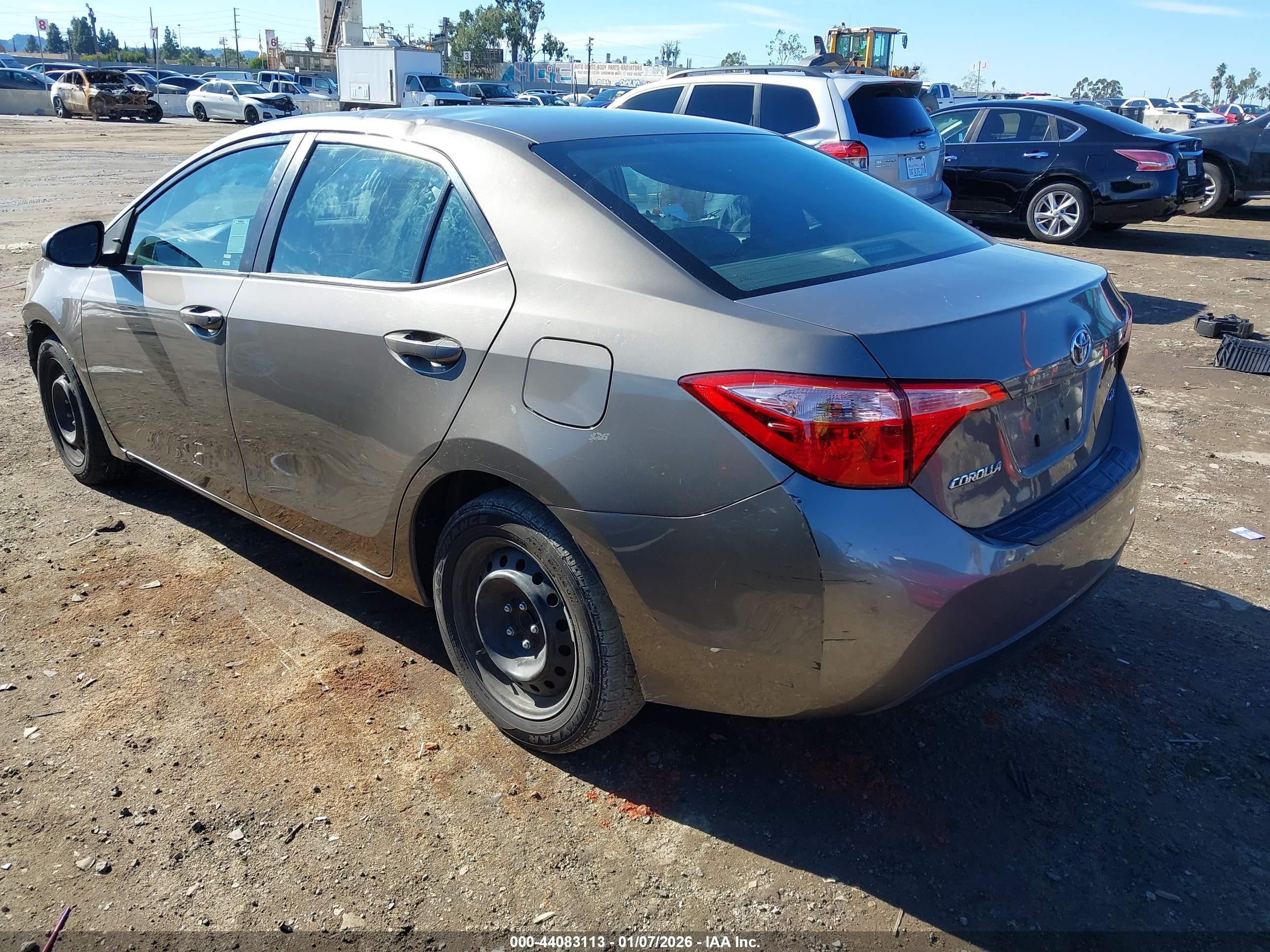 TOYOTA COROLLA image 3