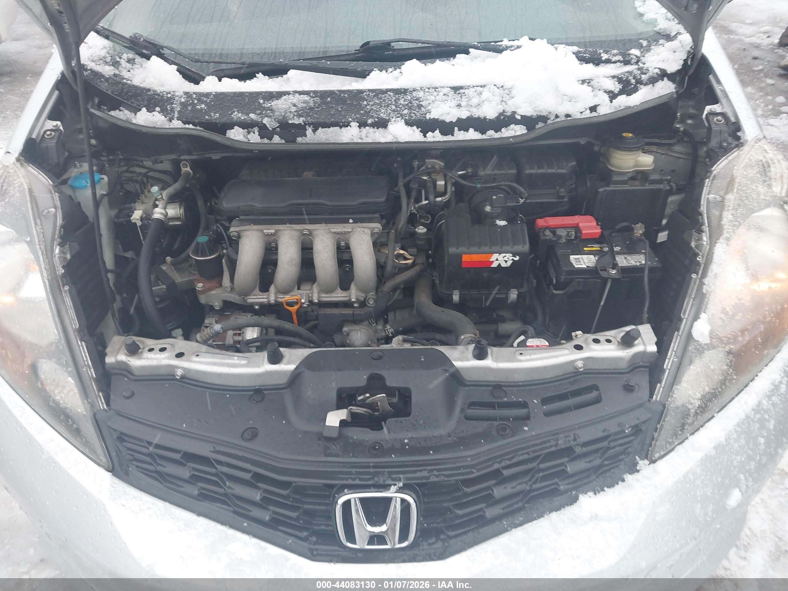 HONDA FIT image 10