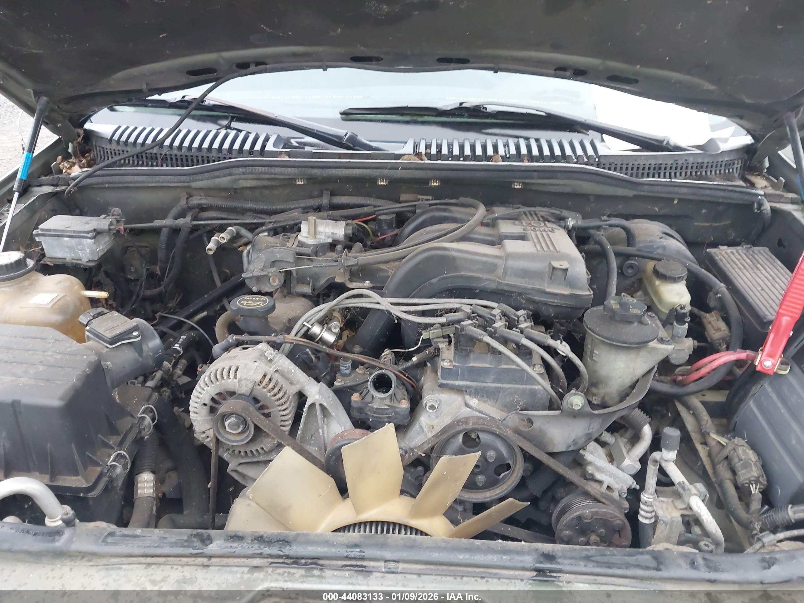 FORD EXPLORER image 10