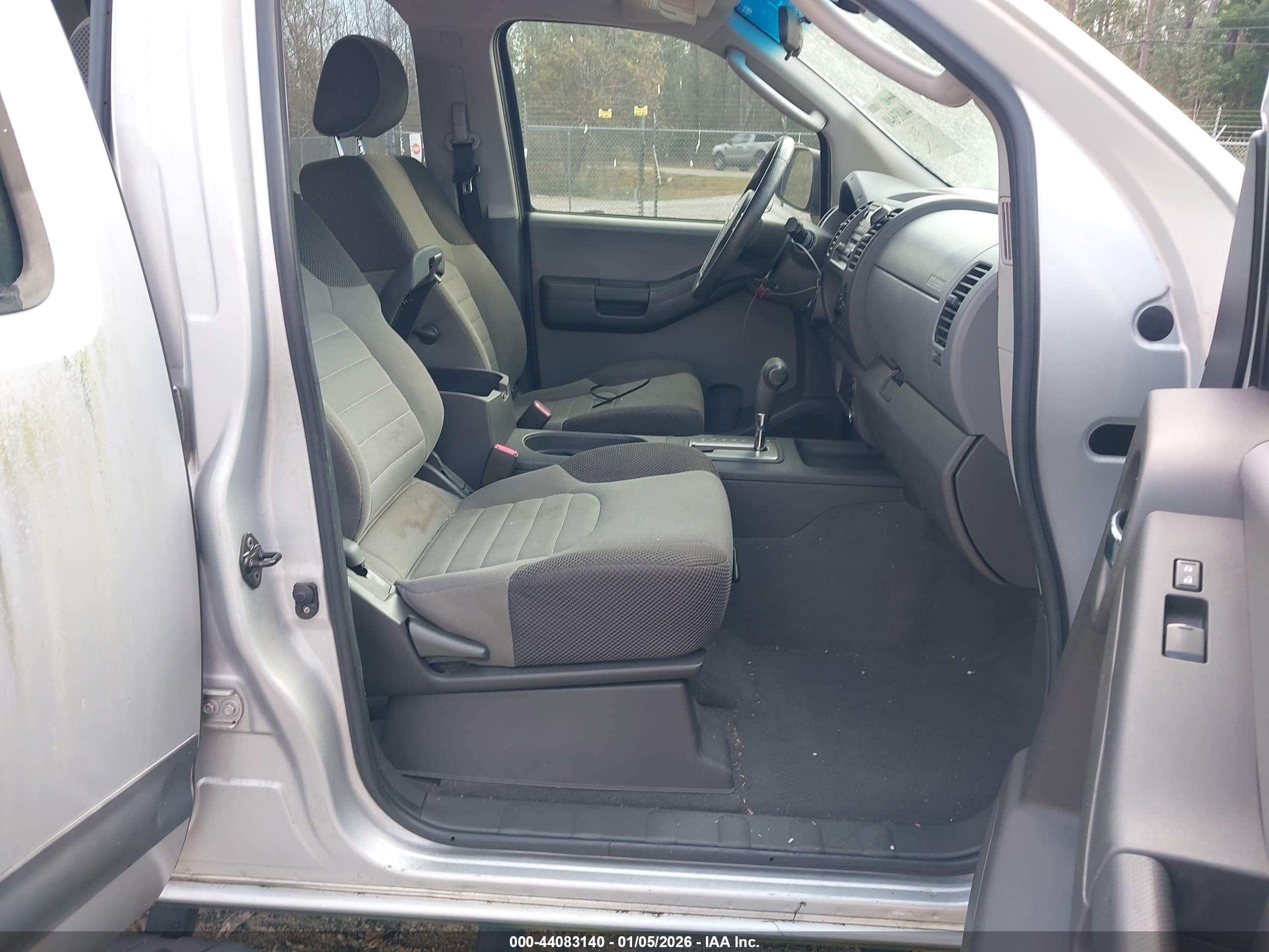 NISSAN XTERRA image 5