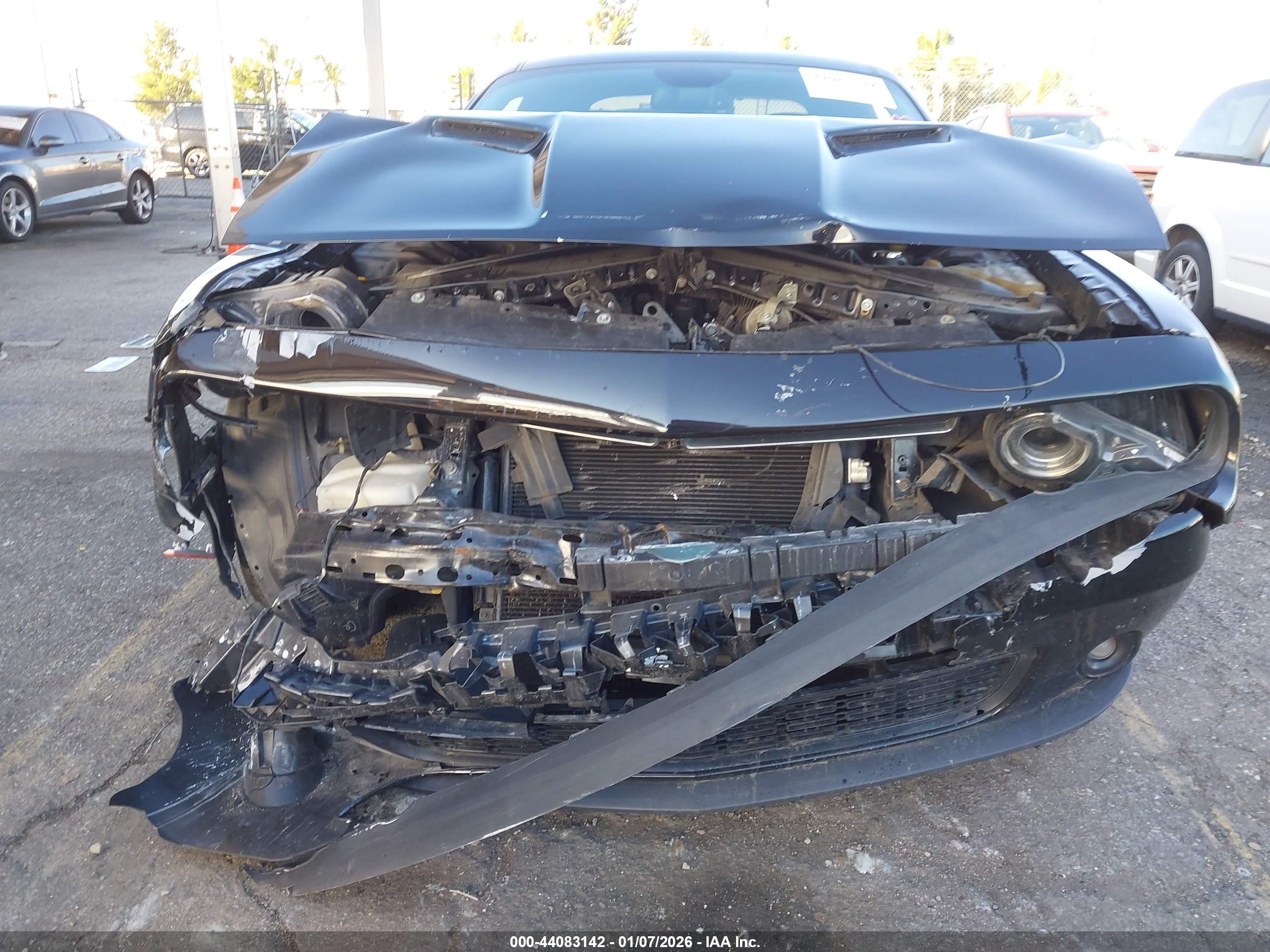 DODGE CHALLENGER image 6