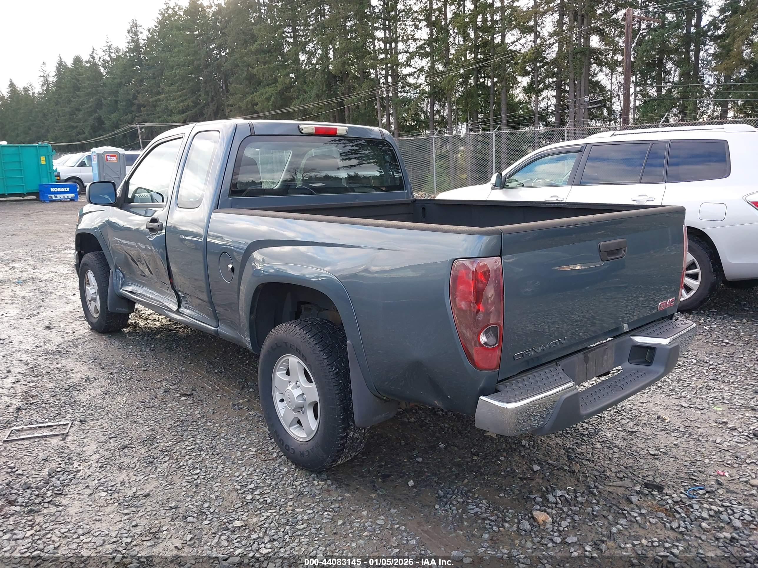 GMC CANYON image 3