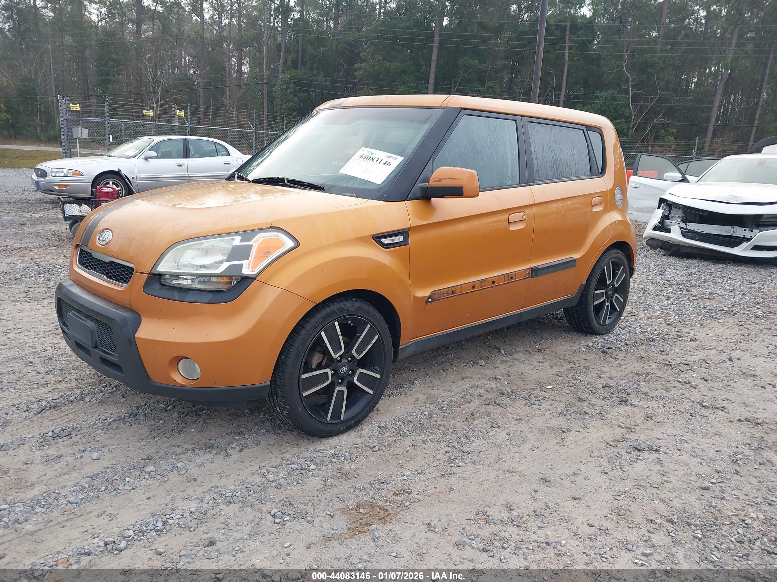 KIA SOUL image 2