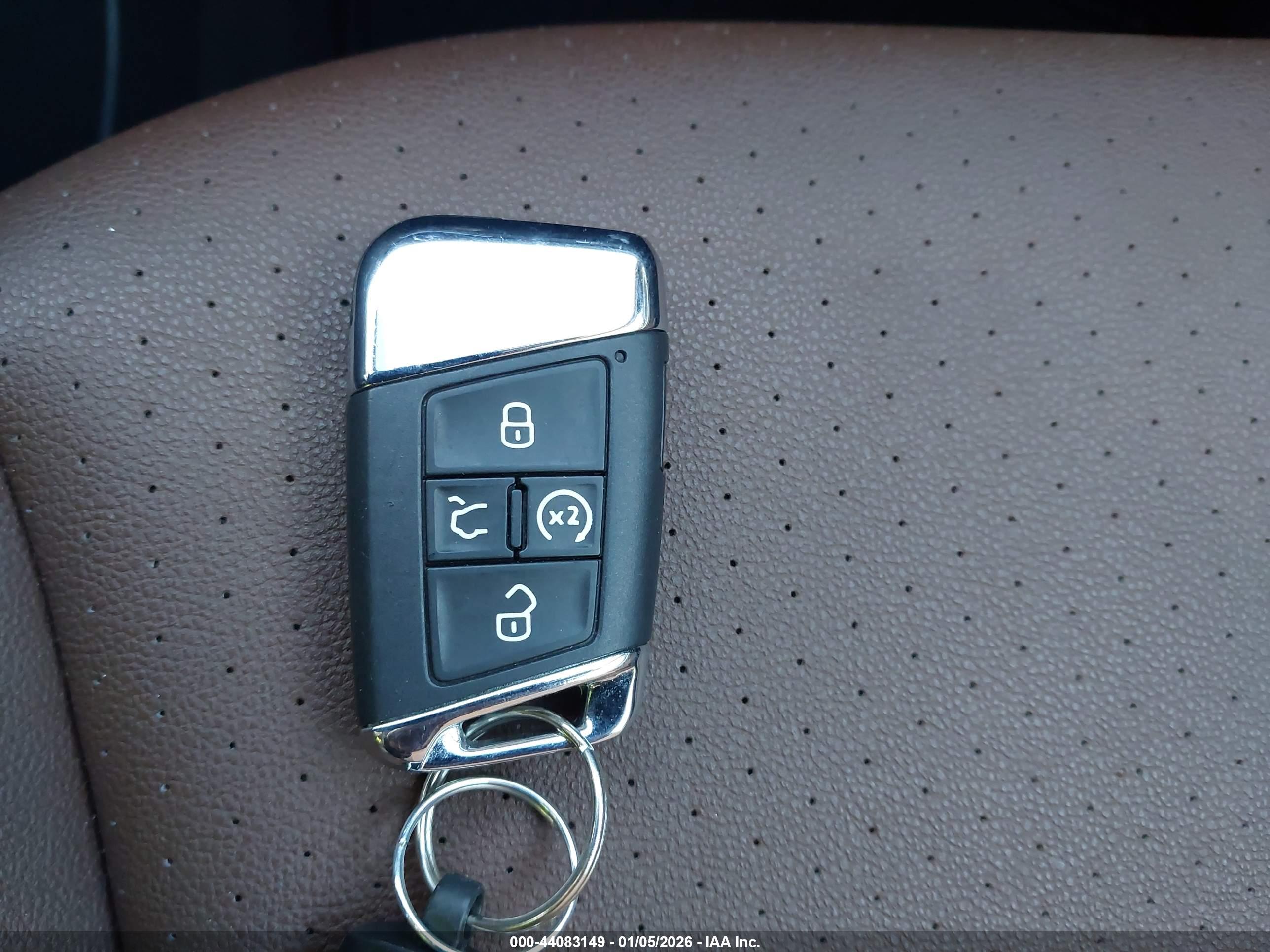 VOLKSWAGEN ATLAS image 11