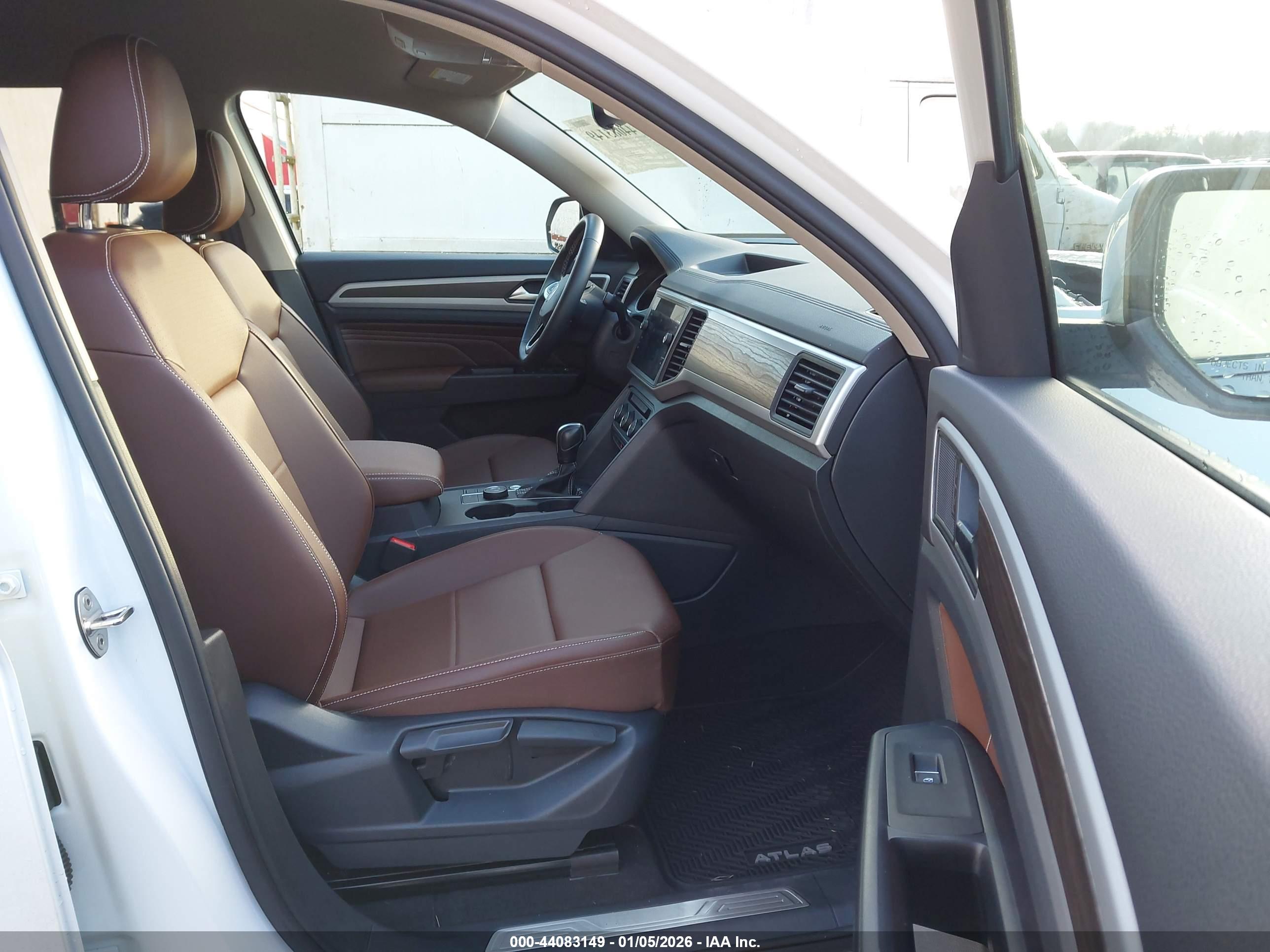 VOLKSWAGEN ATLAS image 5