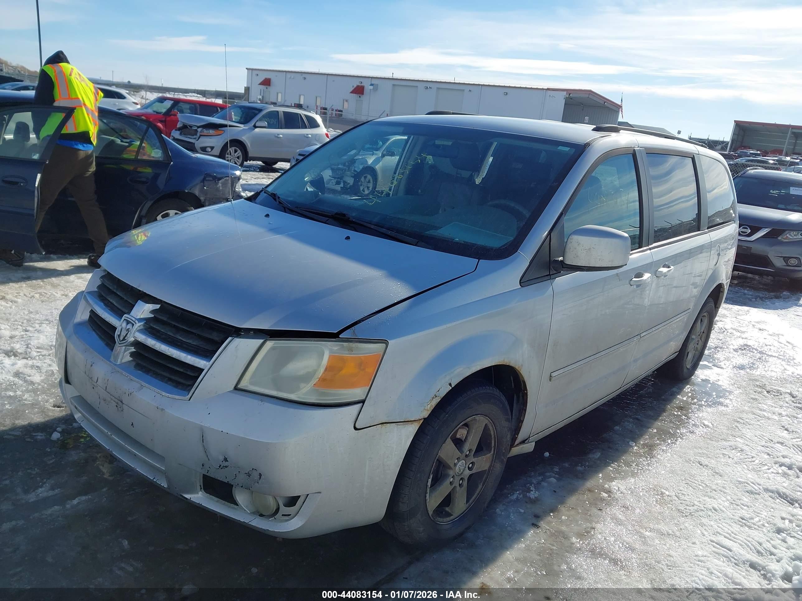 DODGE GRAND image 2