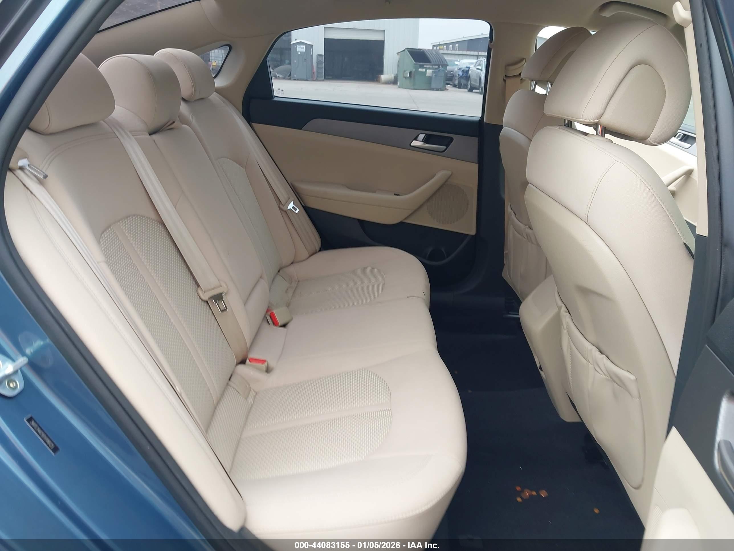 HYUNDAI SONATA image 8