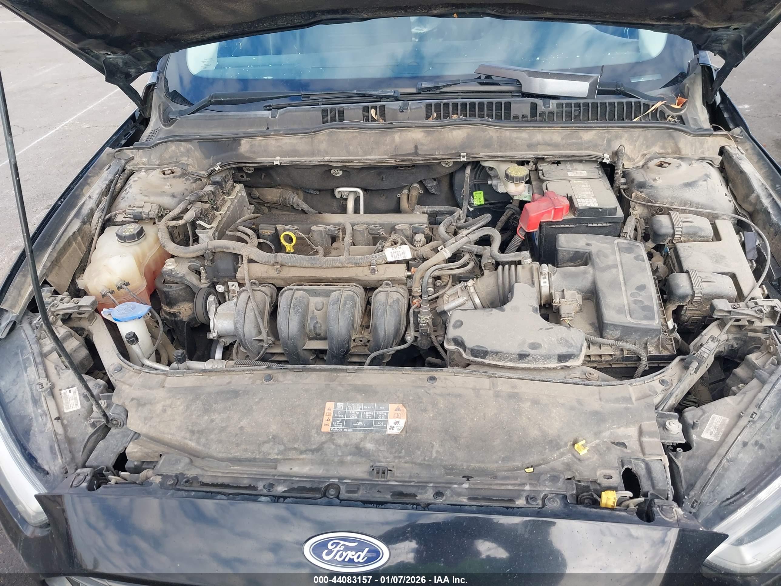 FORD FUSION image 10