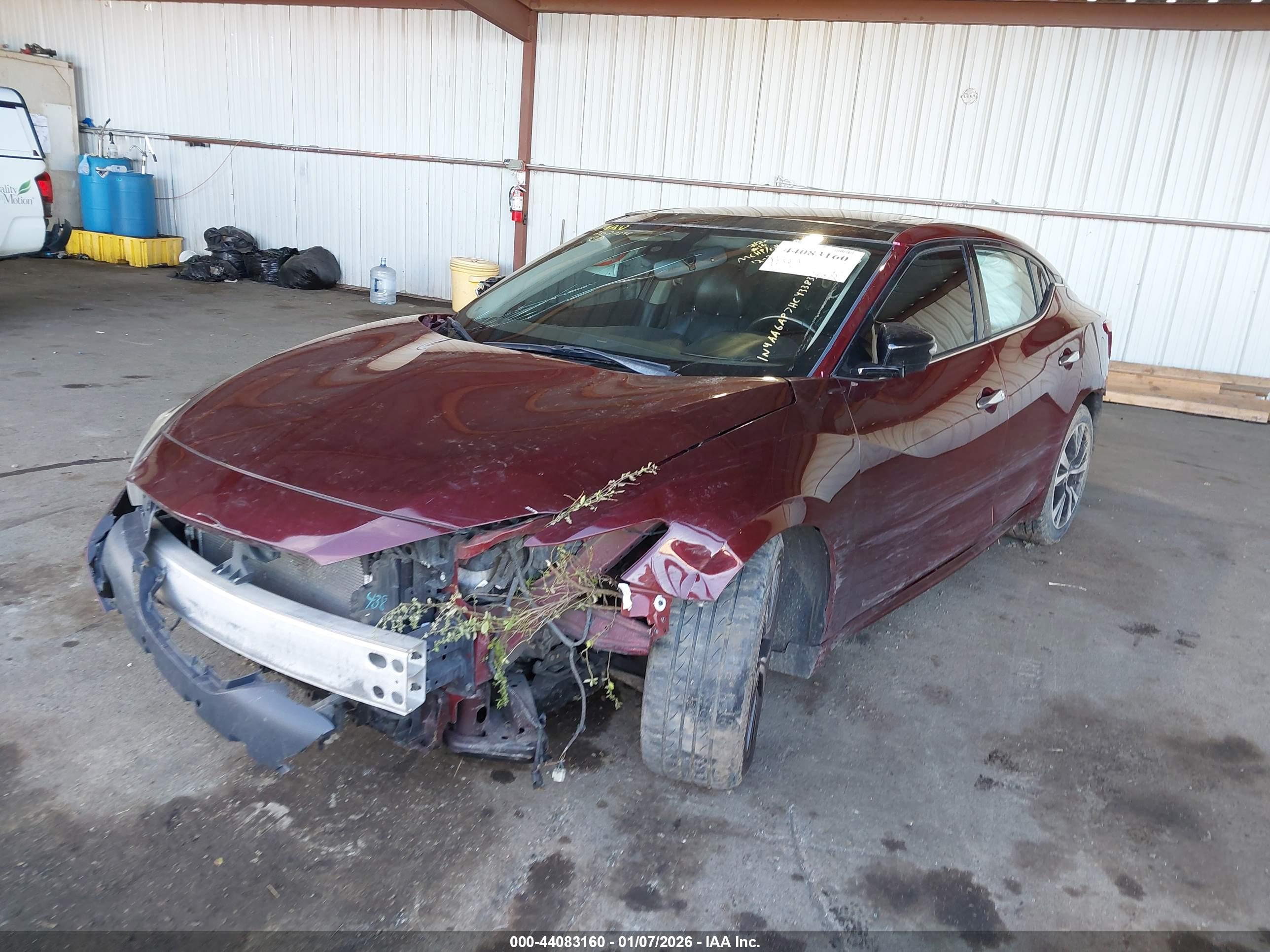 NISSAN MAXIMA image 2