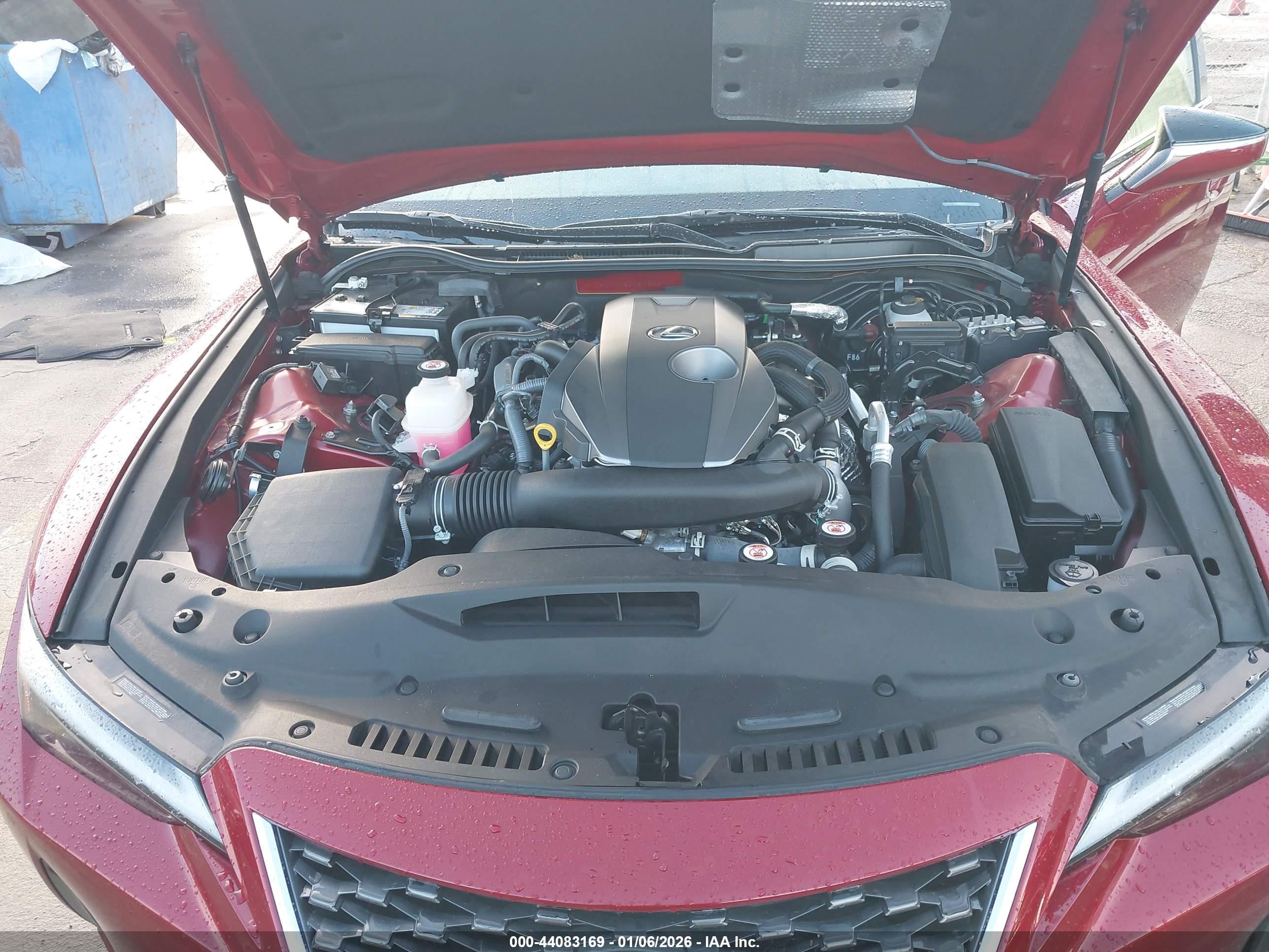 LEXUS IS image 10