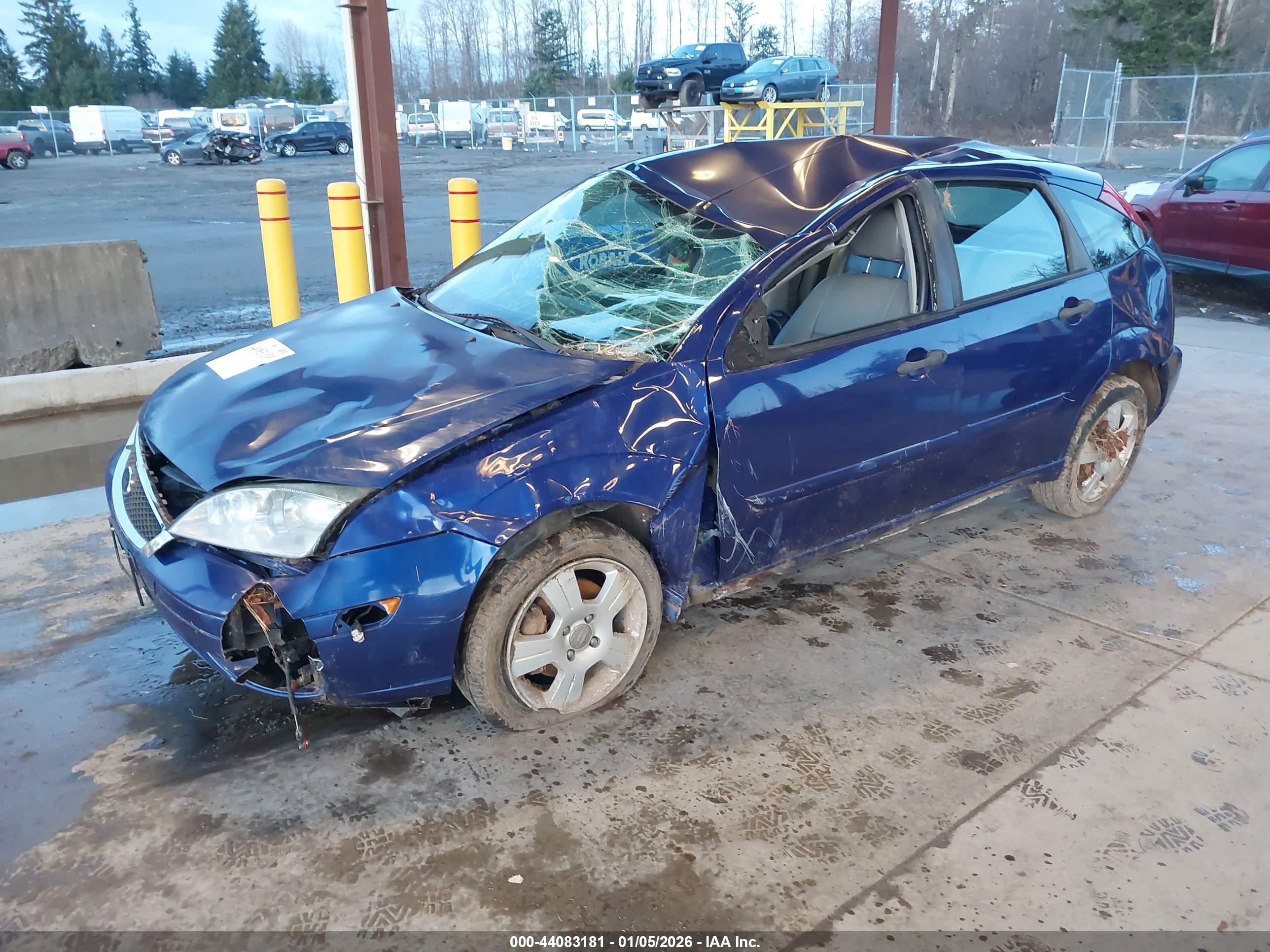 FORD FOCUS image 2