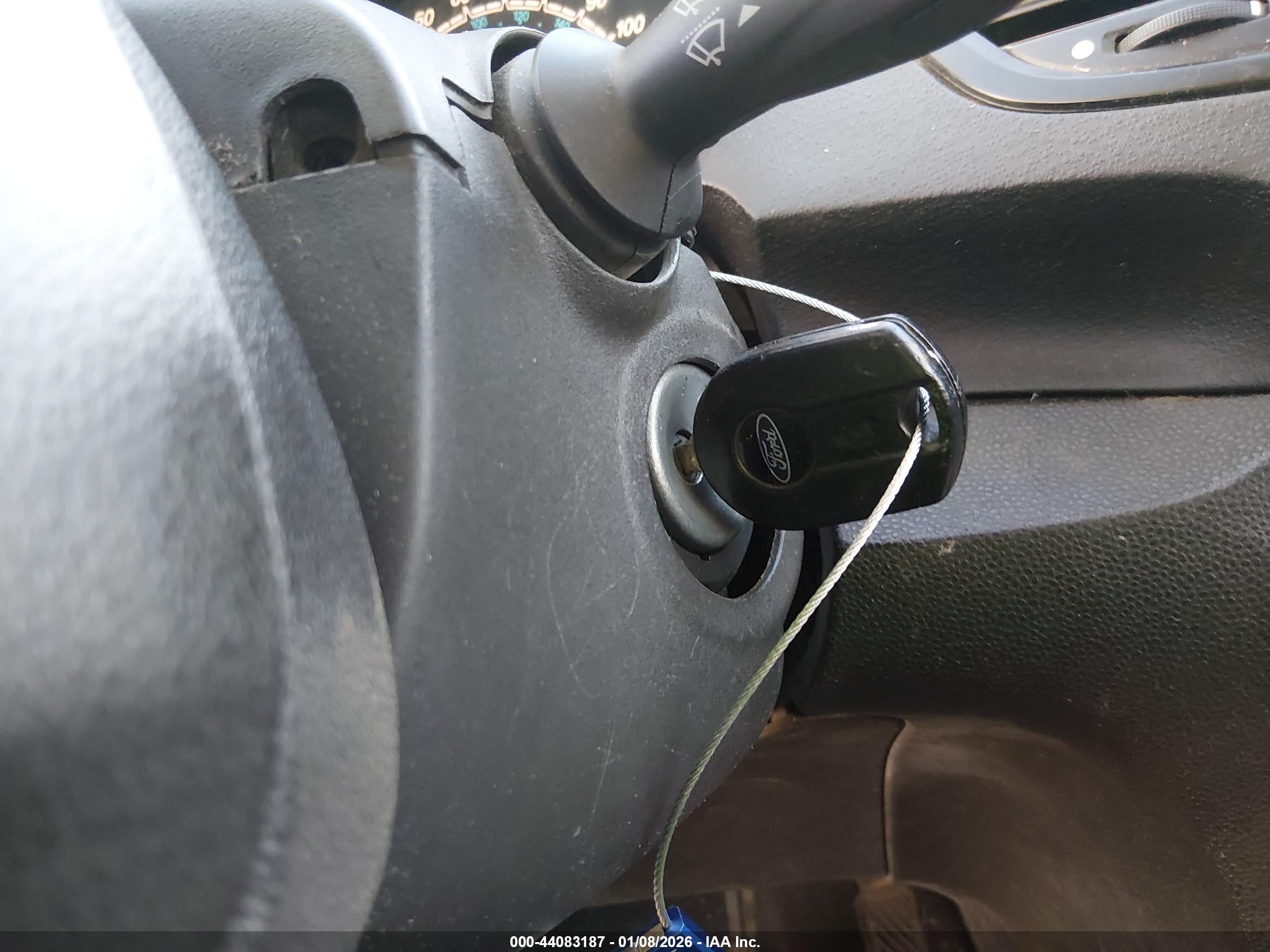 FORD FIESTA image 11