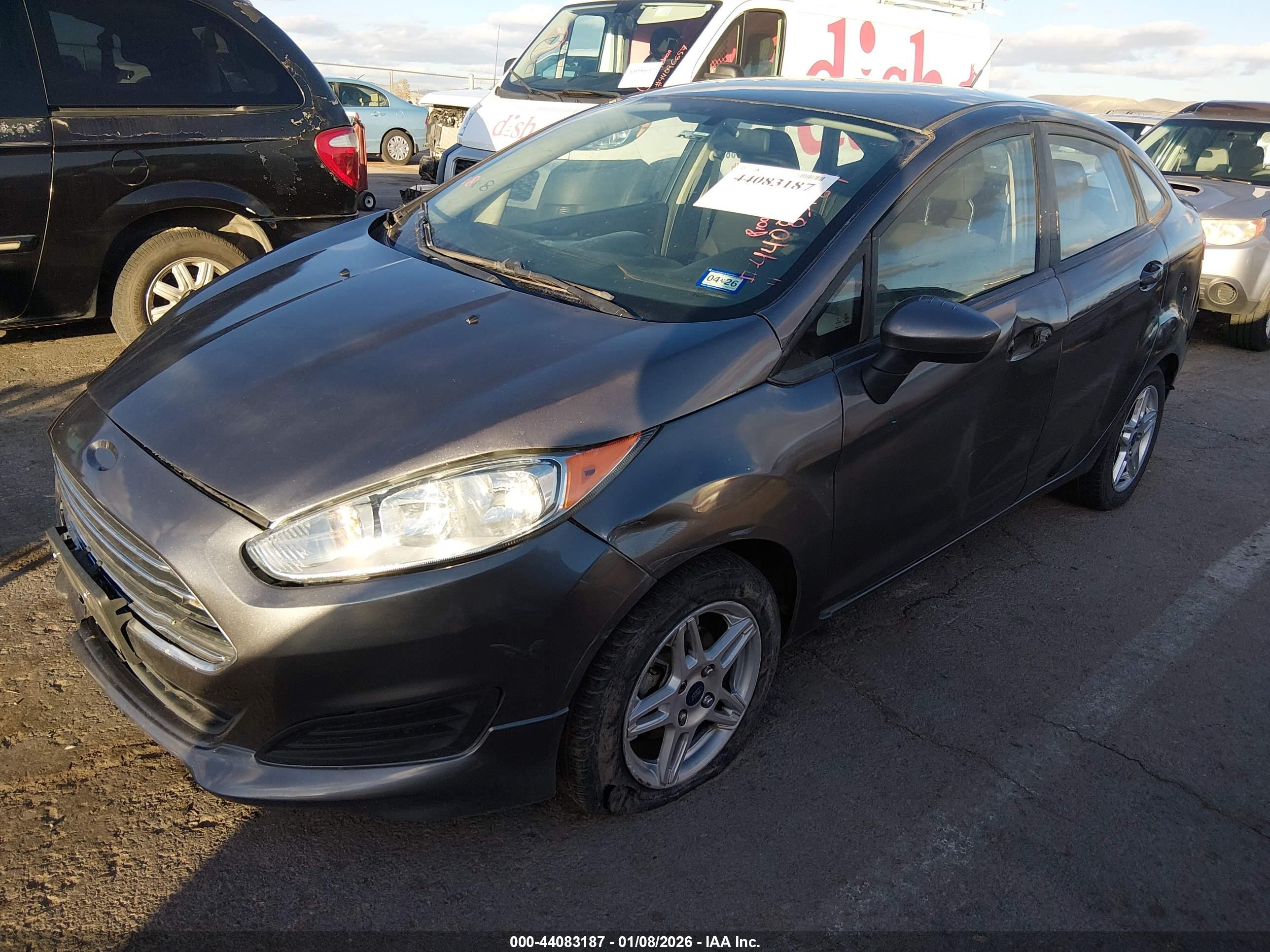 FORD FIESTA image 2