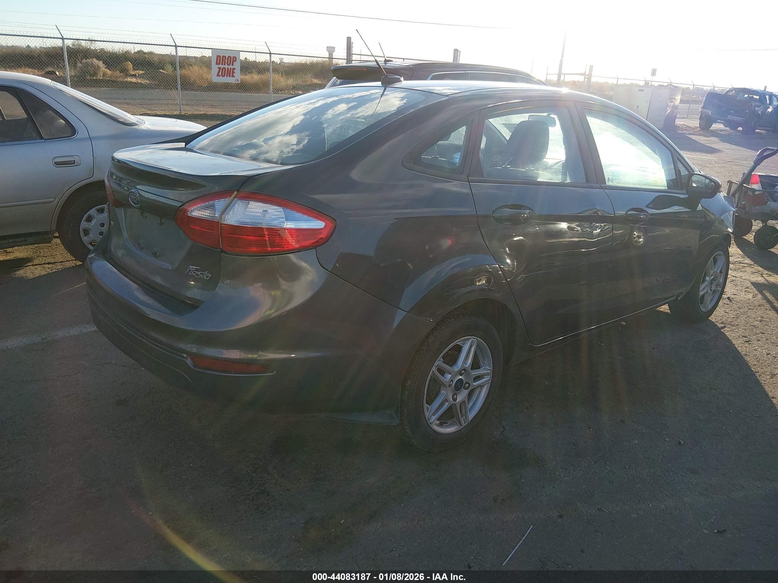 FORD FIESTA image 4