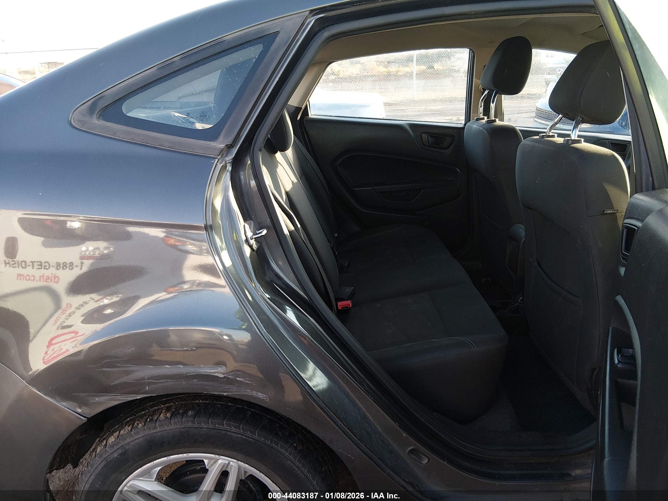 FORD FIESTA image 8