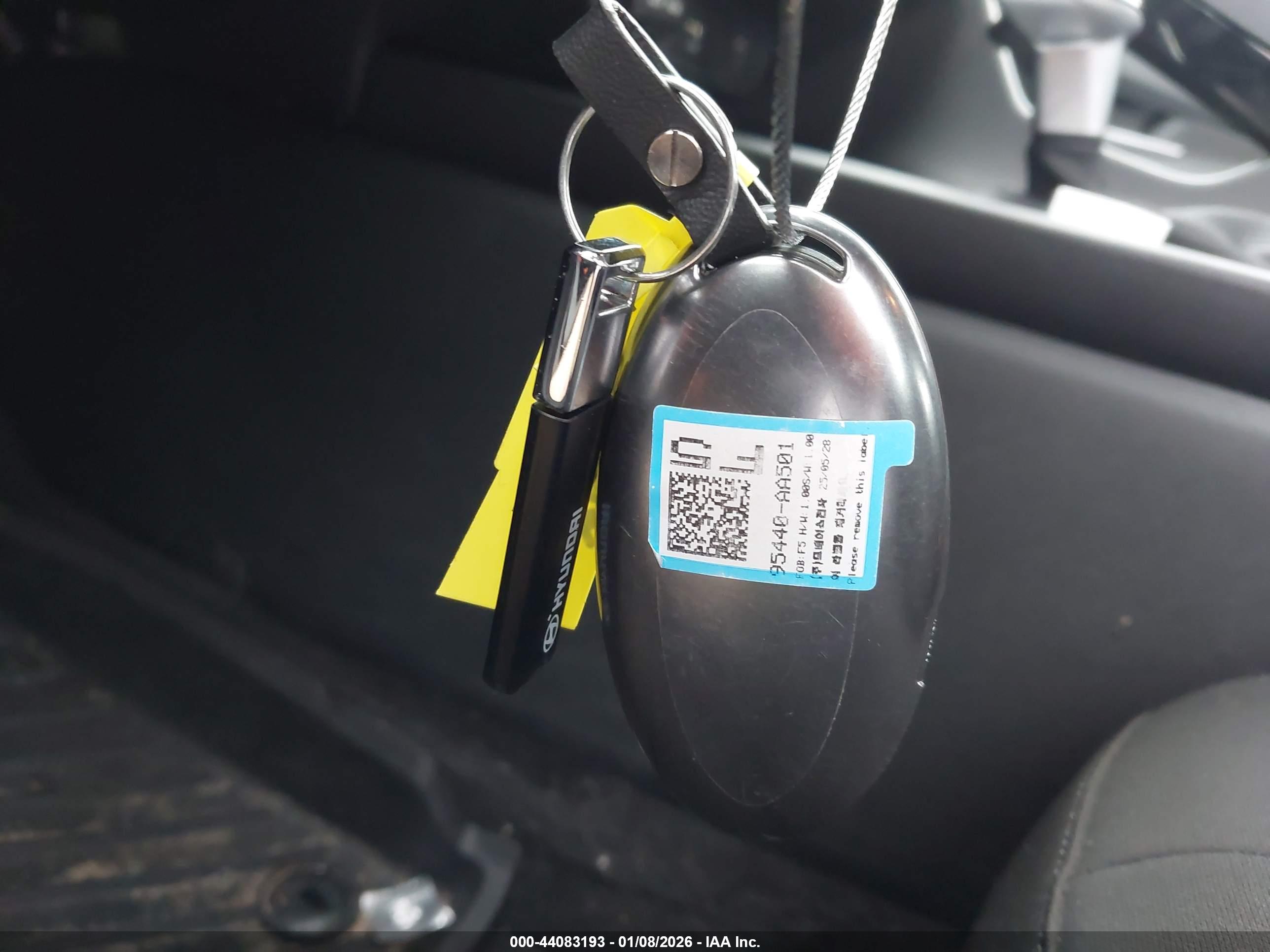 HYUNDAI ELANTRA image 11