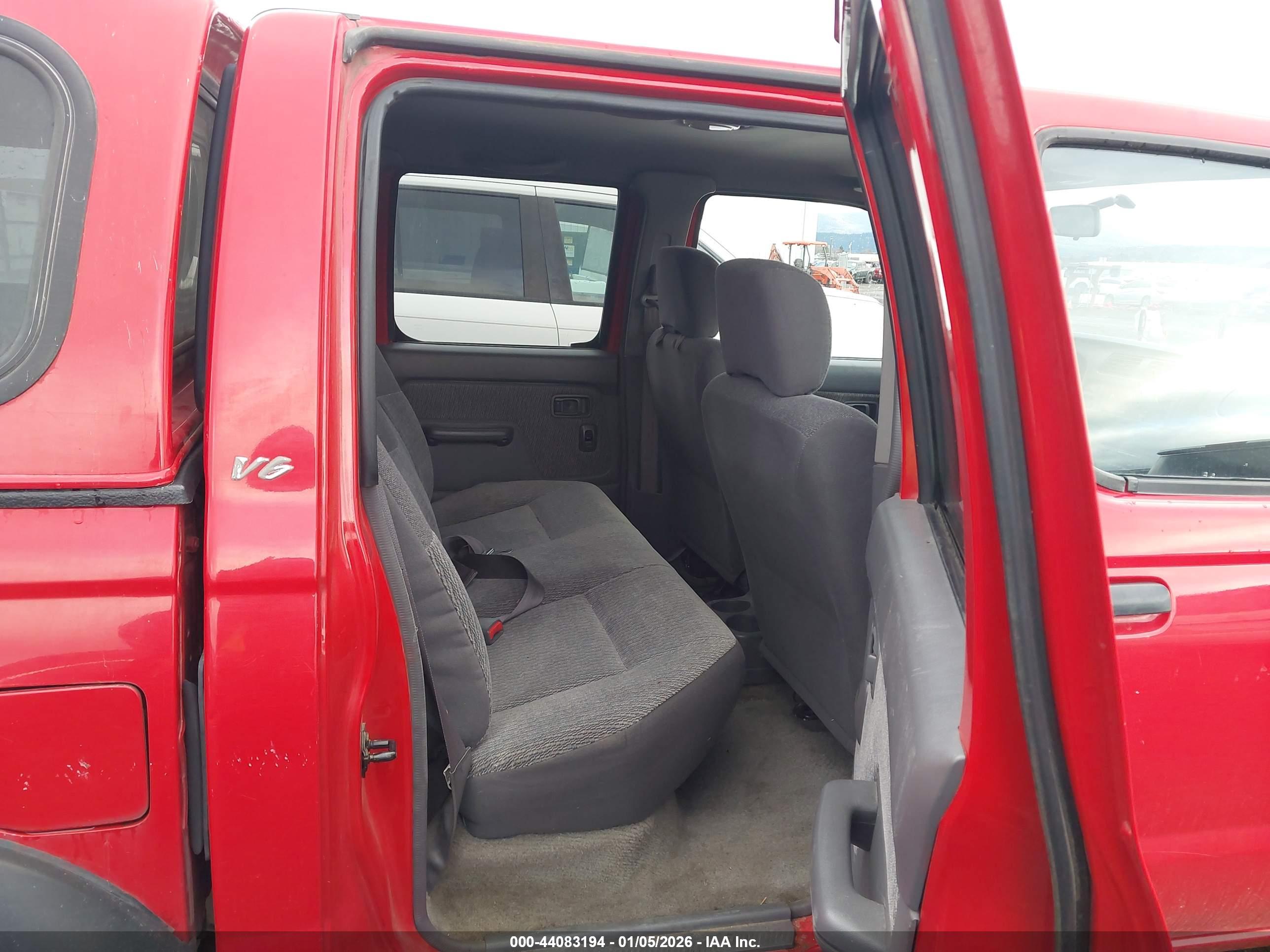 NISSAN FRONTIER image 8