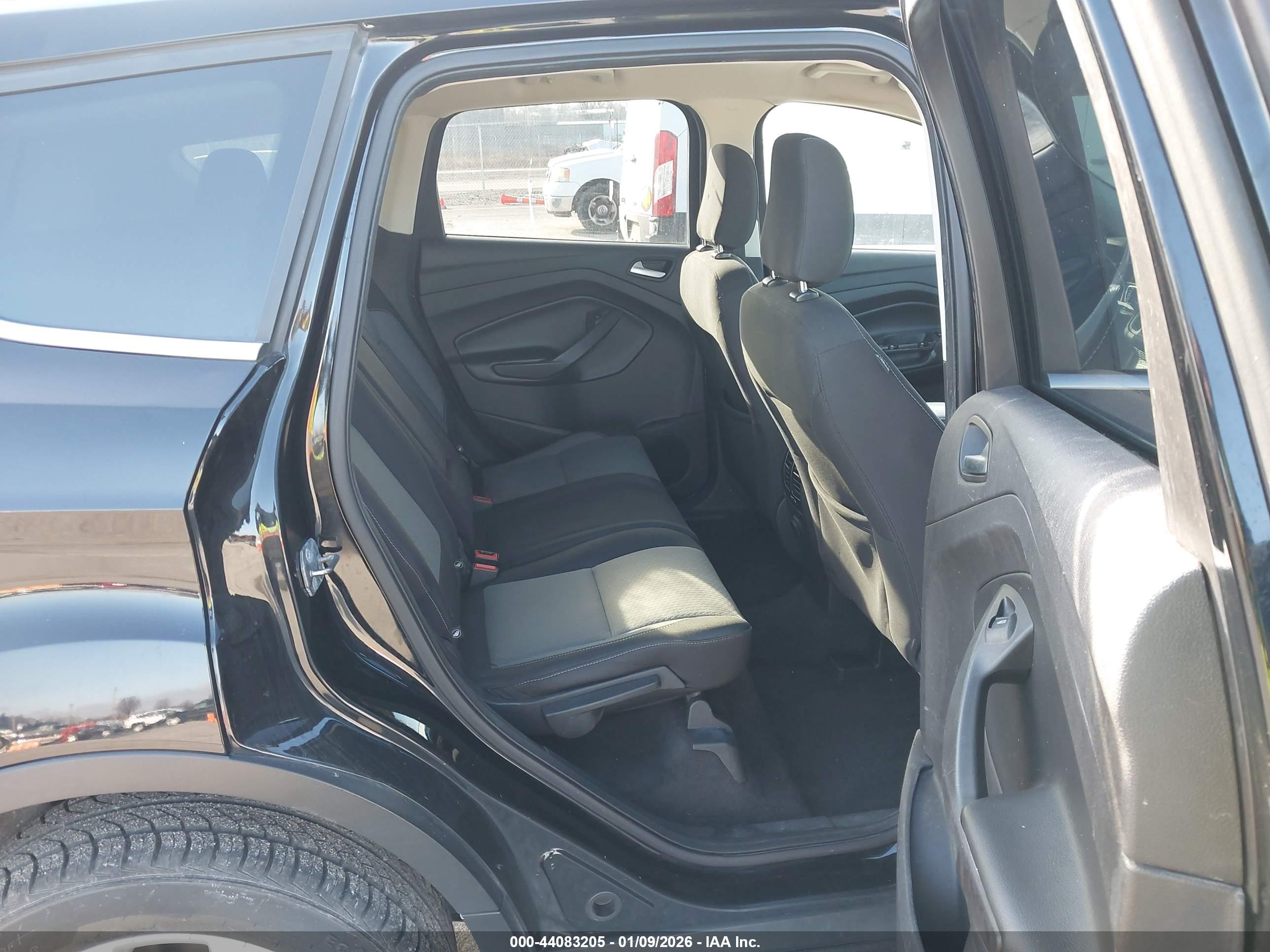 FORD ESCAPE image 8