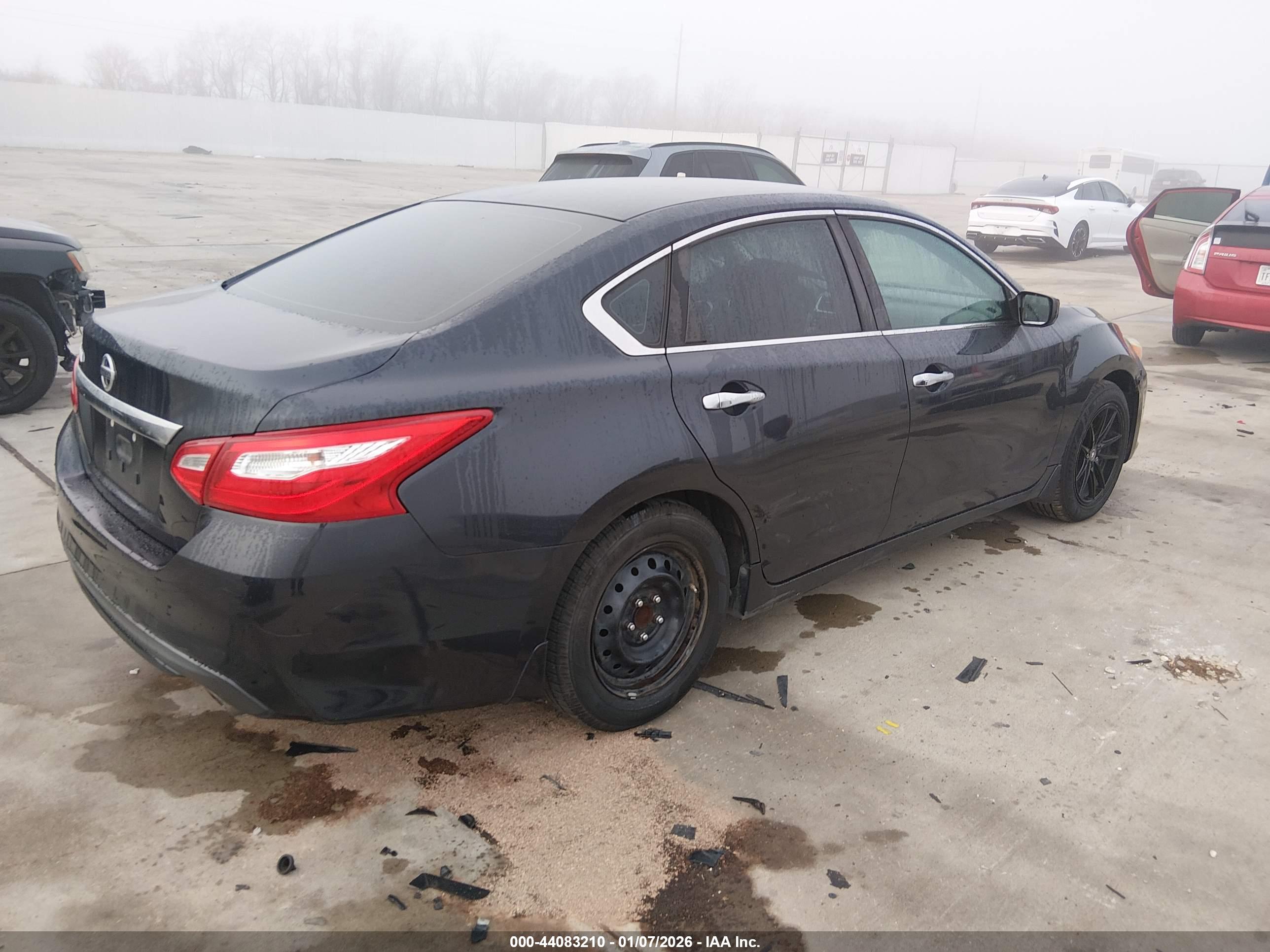NISSAN ALTIMA image 4