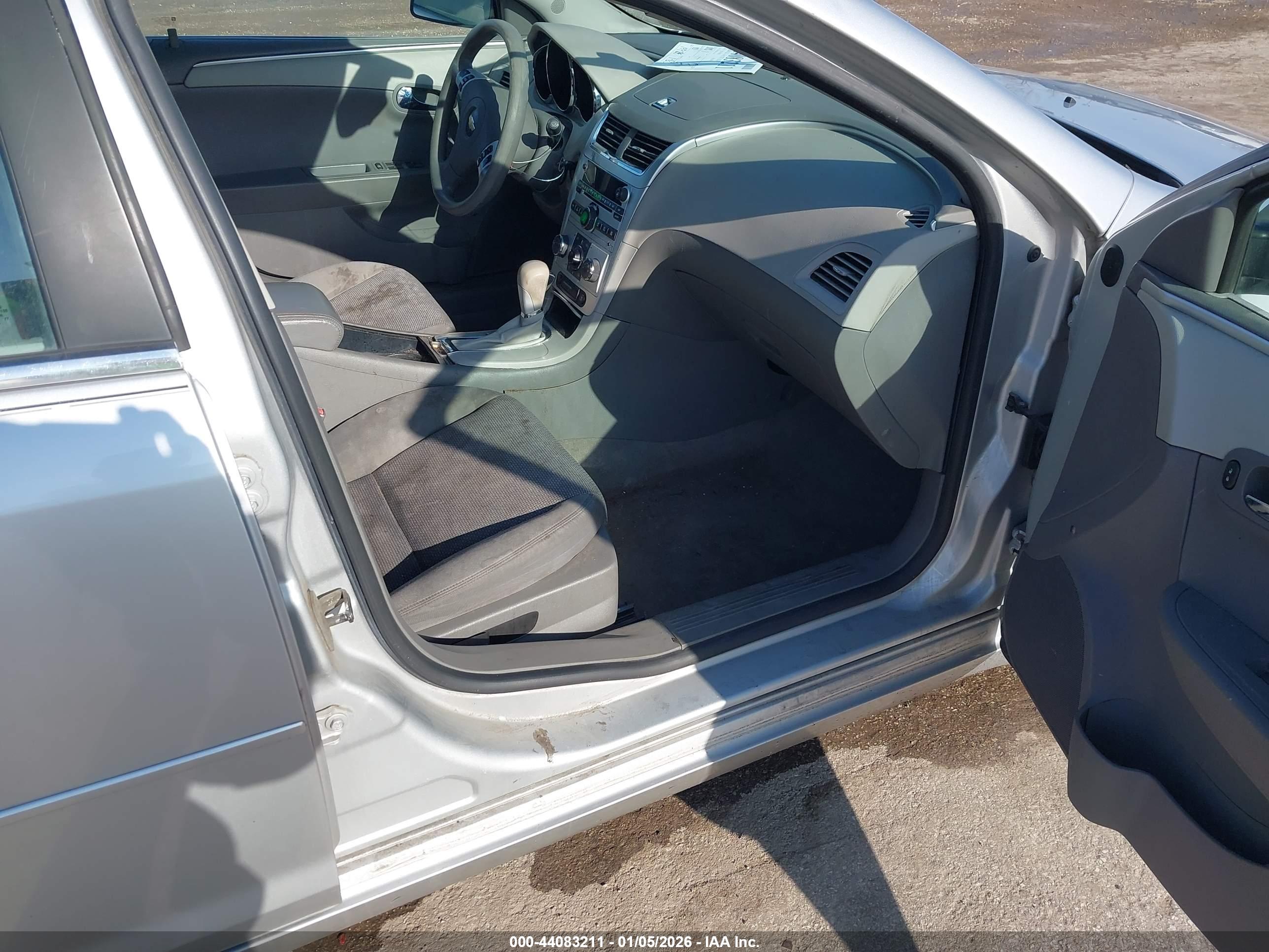 CHEVROLET MALIBU image 5