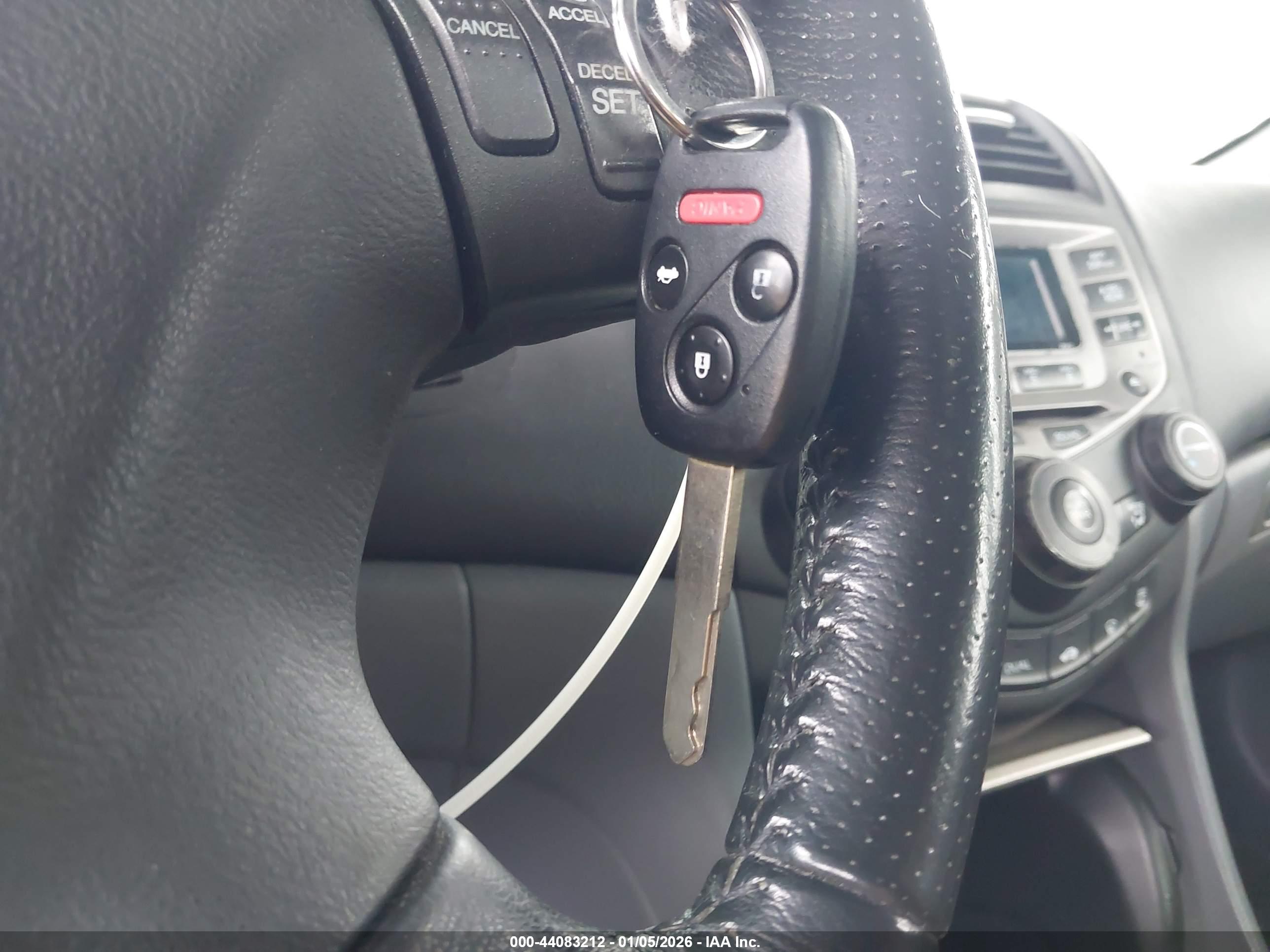 HONDA ACCORD image 11