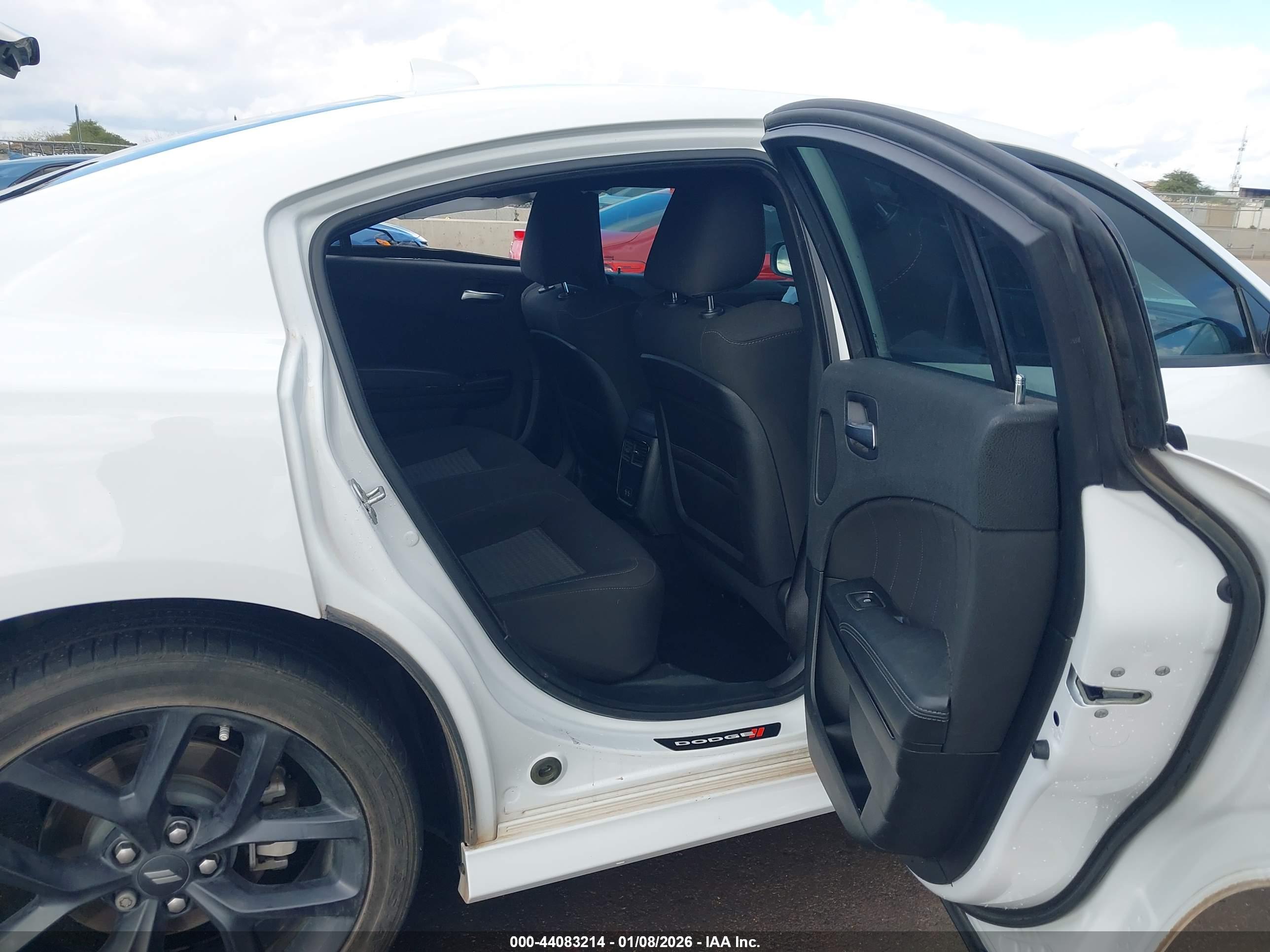 DODGE CHARGER image 8