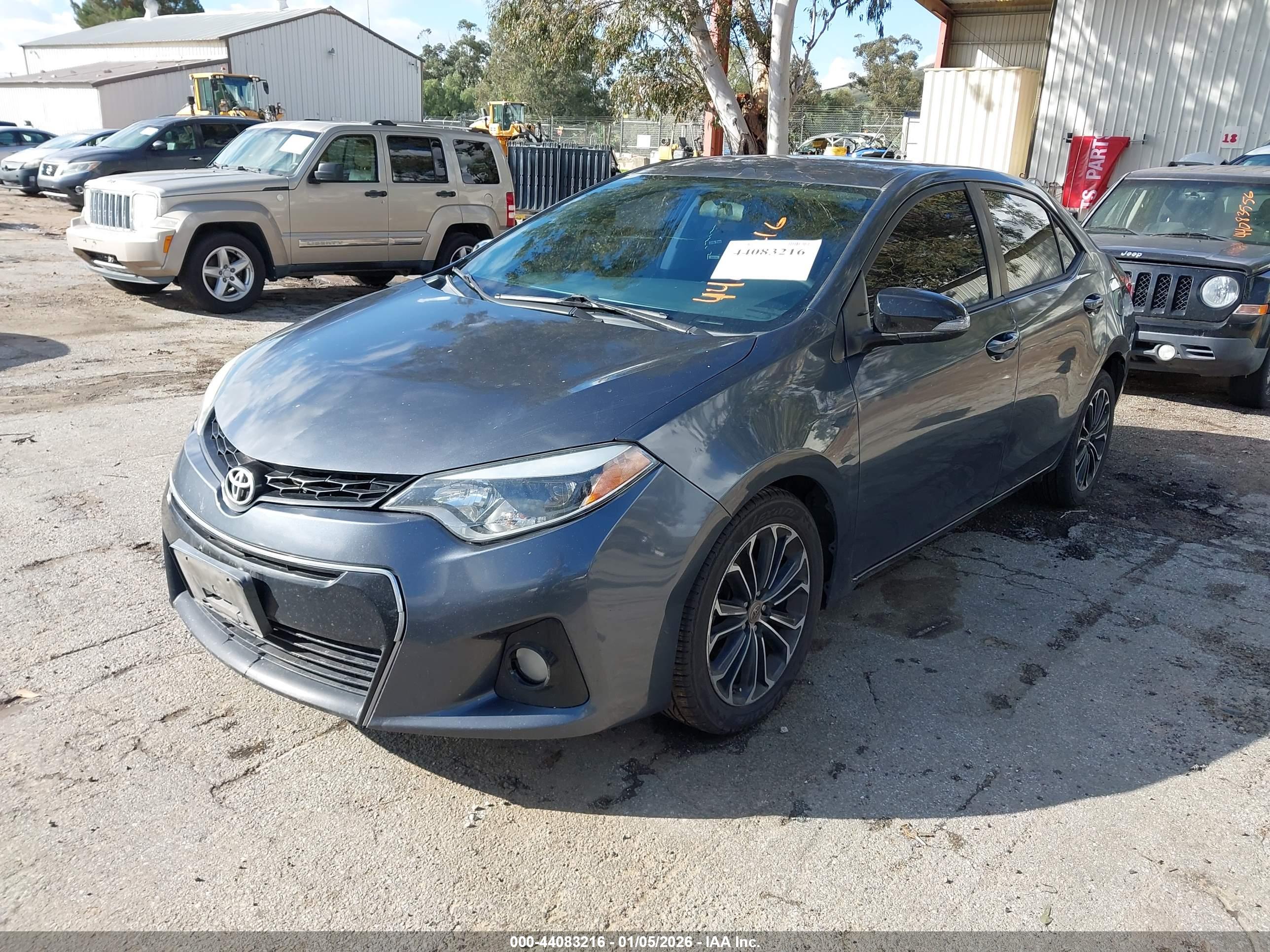 TOYOTA COROLLA image 2