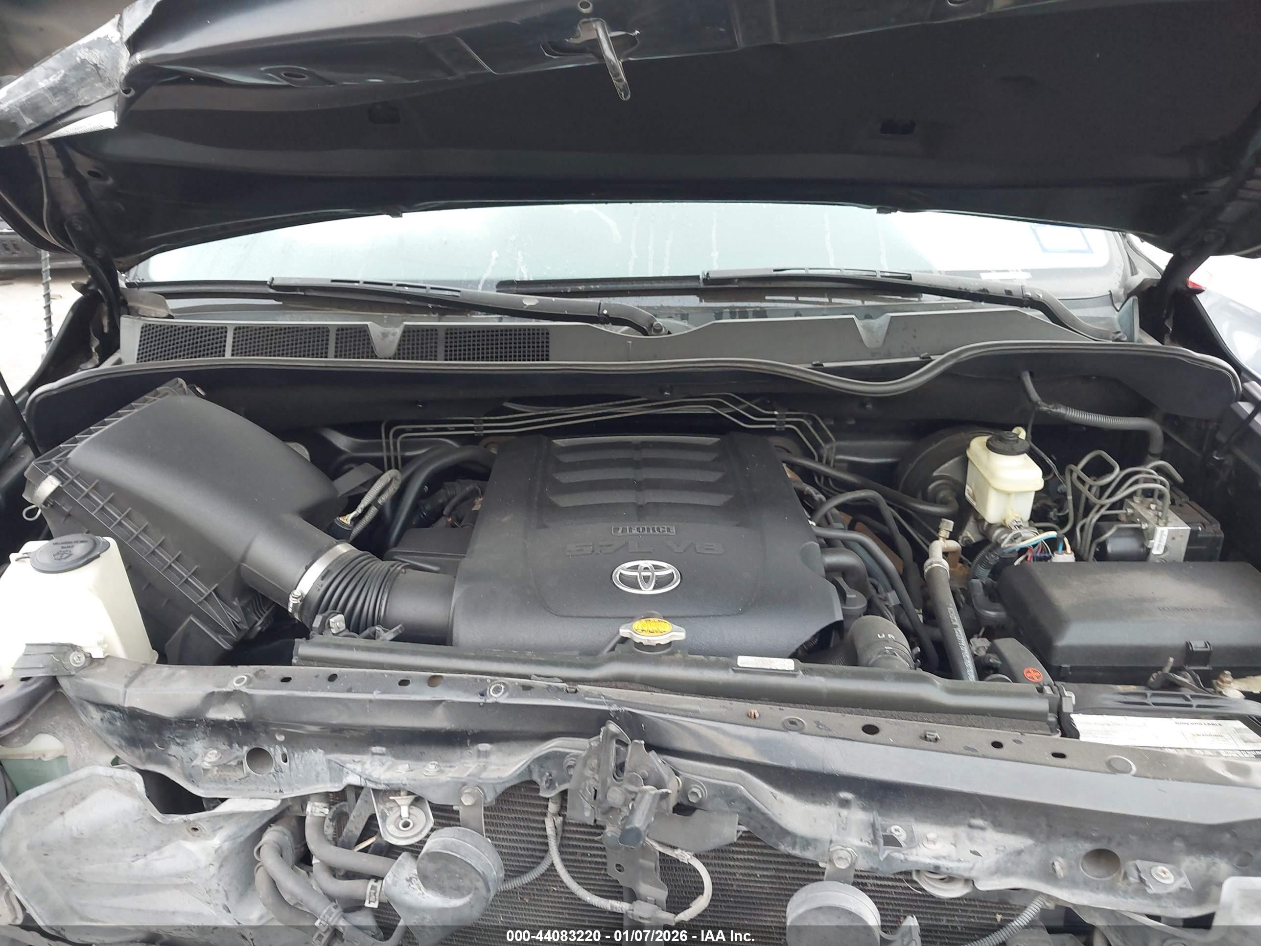 TOYOTA TUNDRA image 10