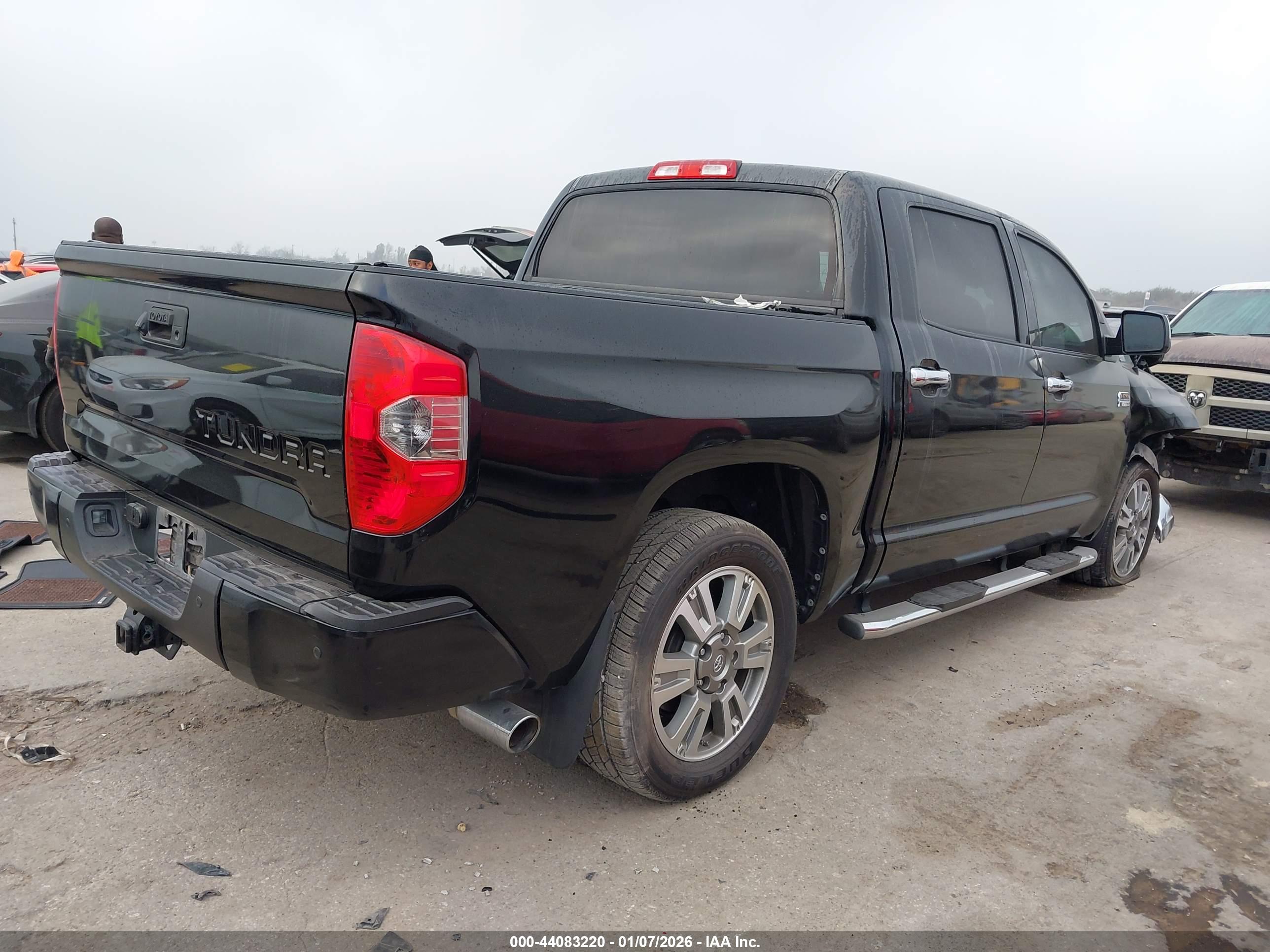 TOYOTA TUNDRA image 4
