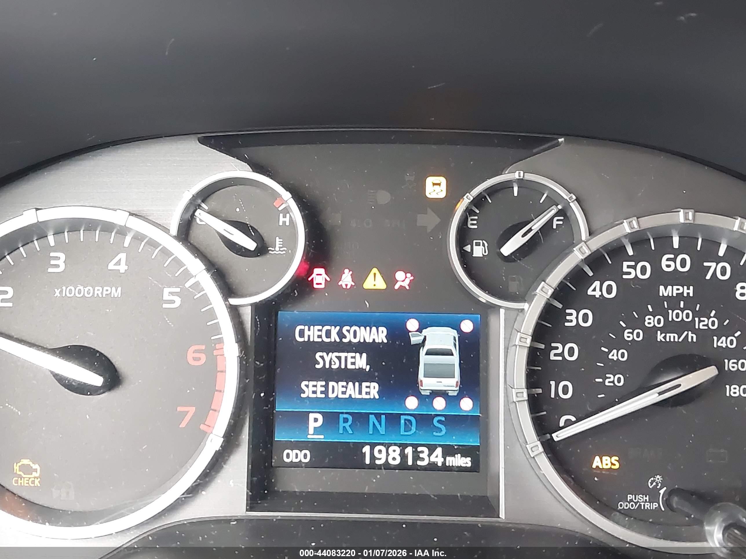 TOYOTA TUNDRA image 7