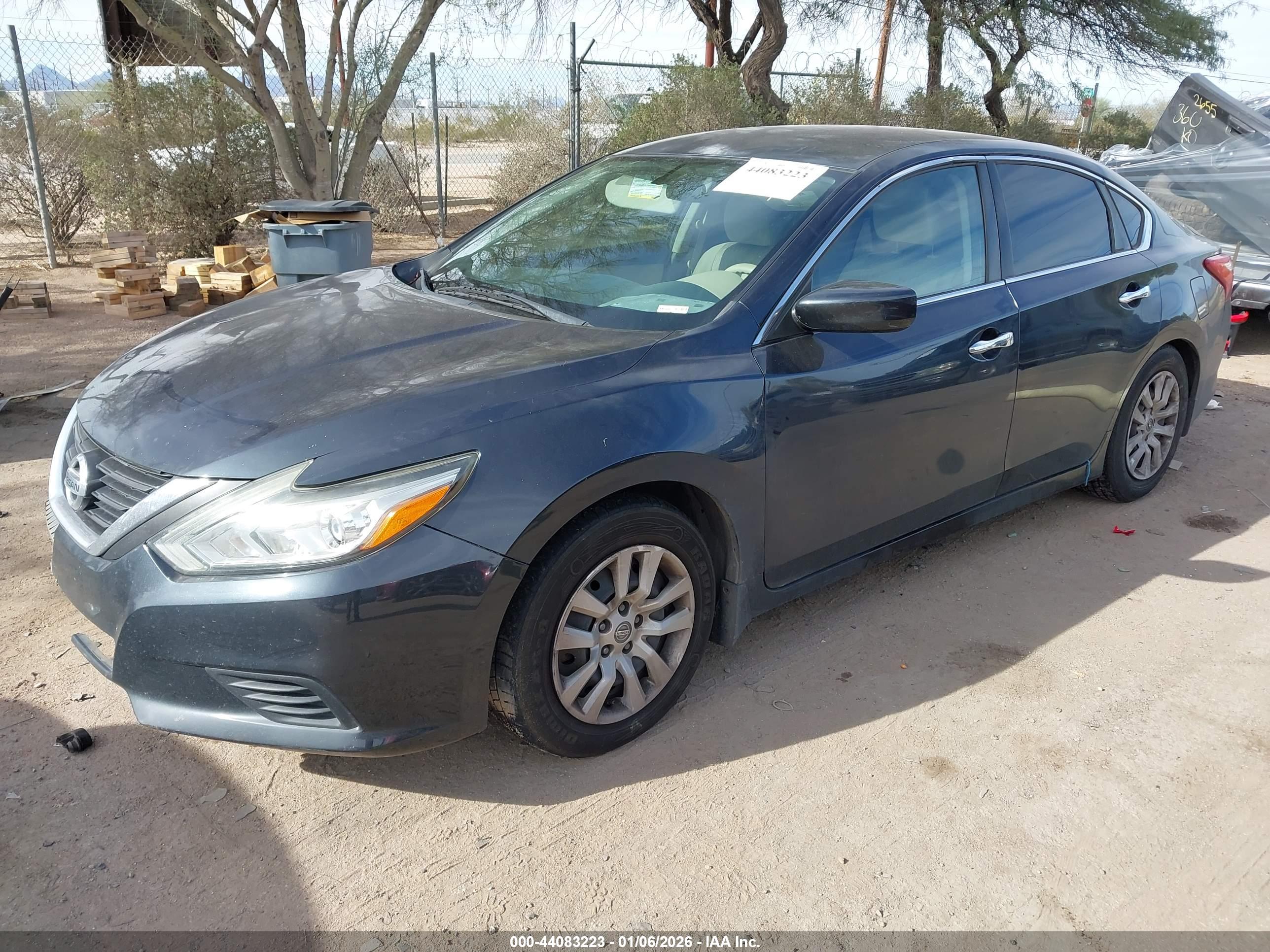 NISSAN ALTIMA image 2
