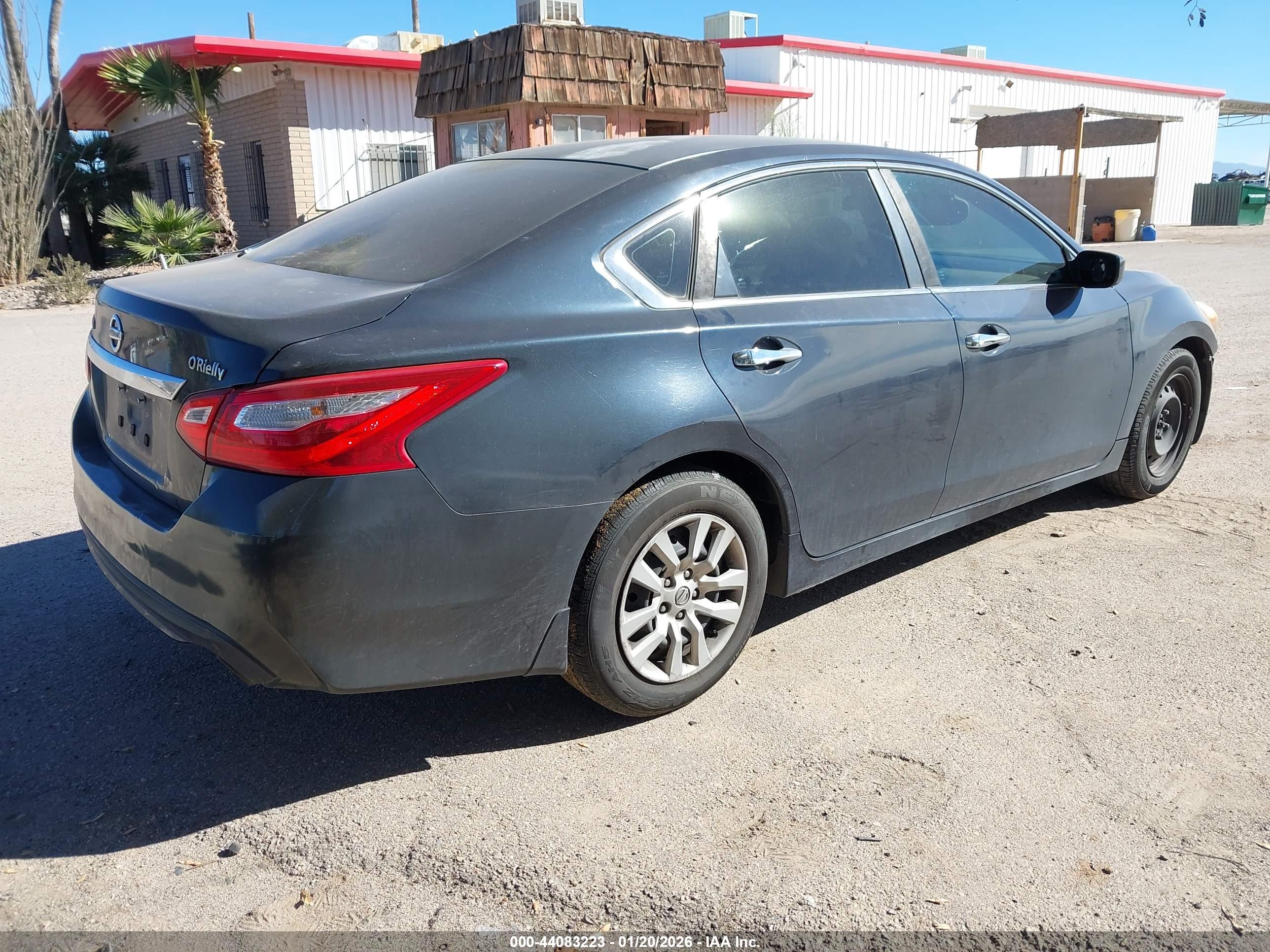 NISSAN ALTIMA image 4