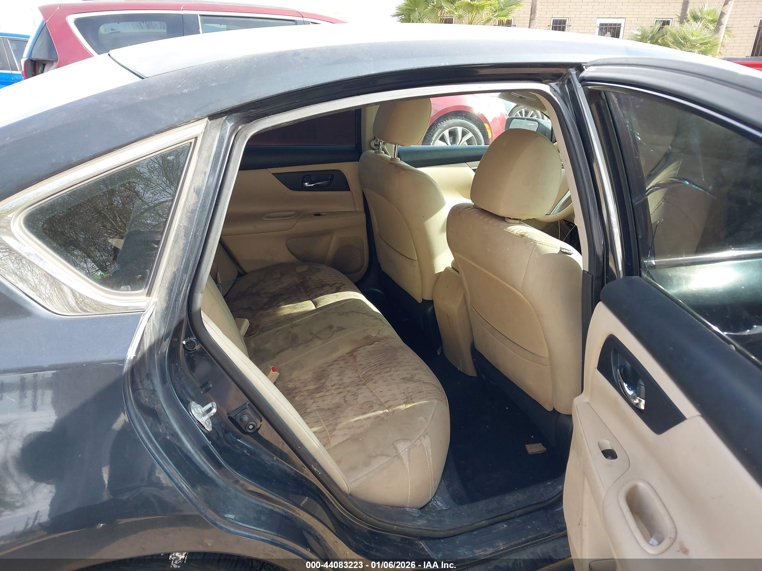NISSAN ALTIMA image 8
