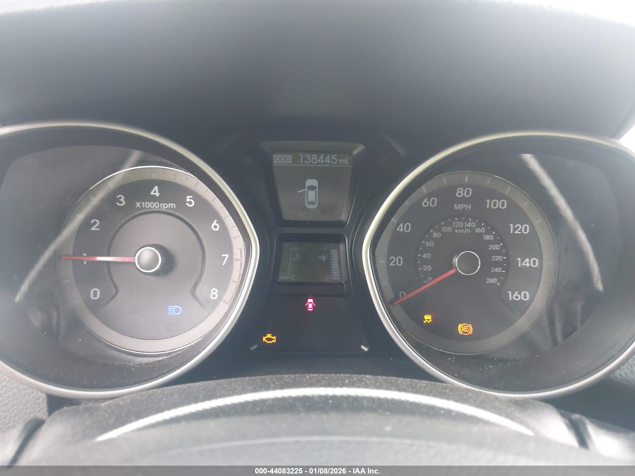 HYUNDAI ELANTRA image 7
