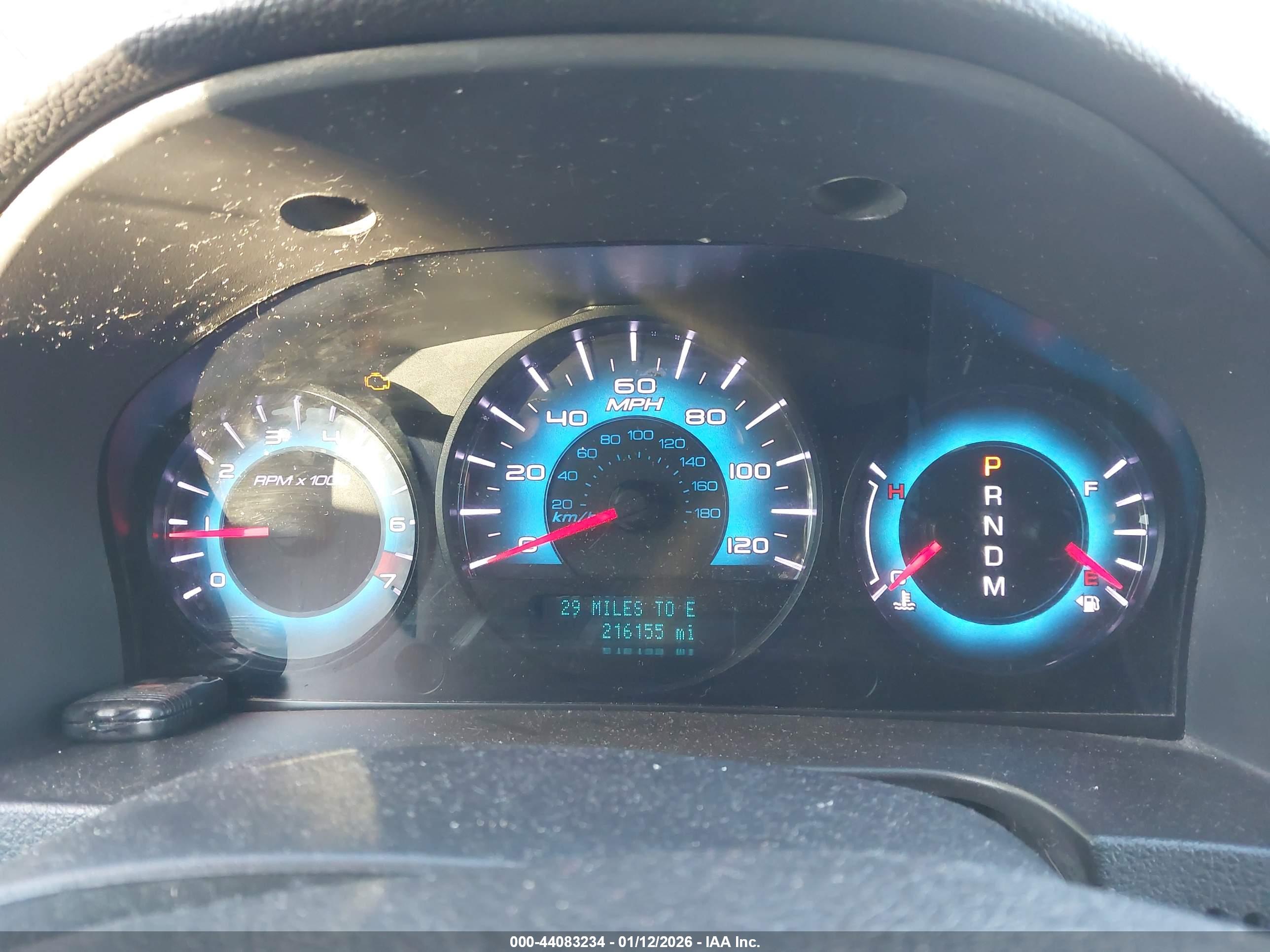 FORD FUSION image 7