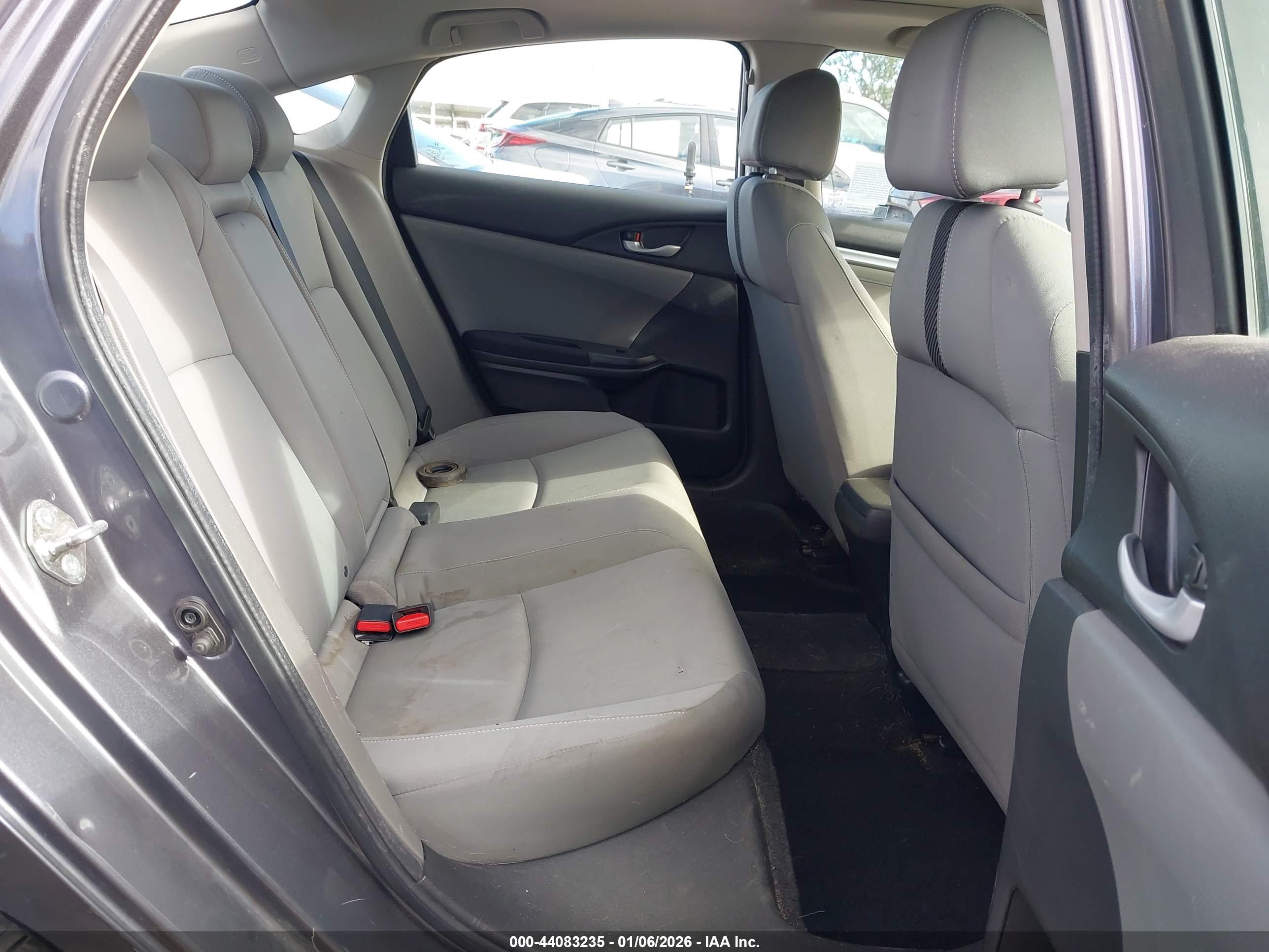 HONDA CIVIC image 8