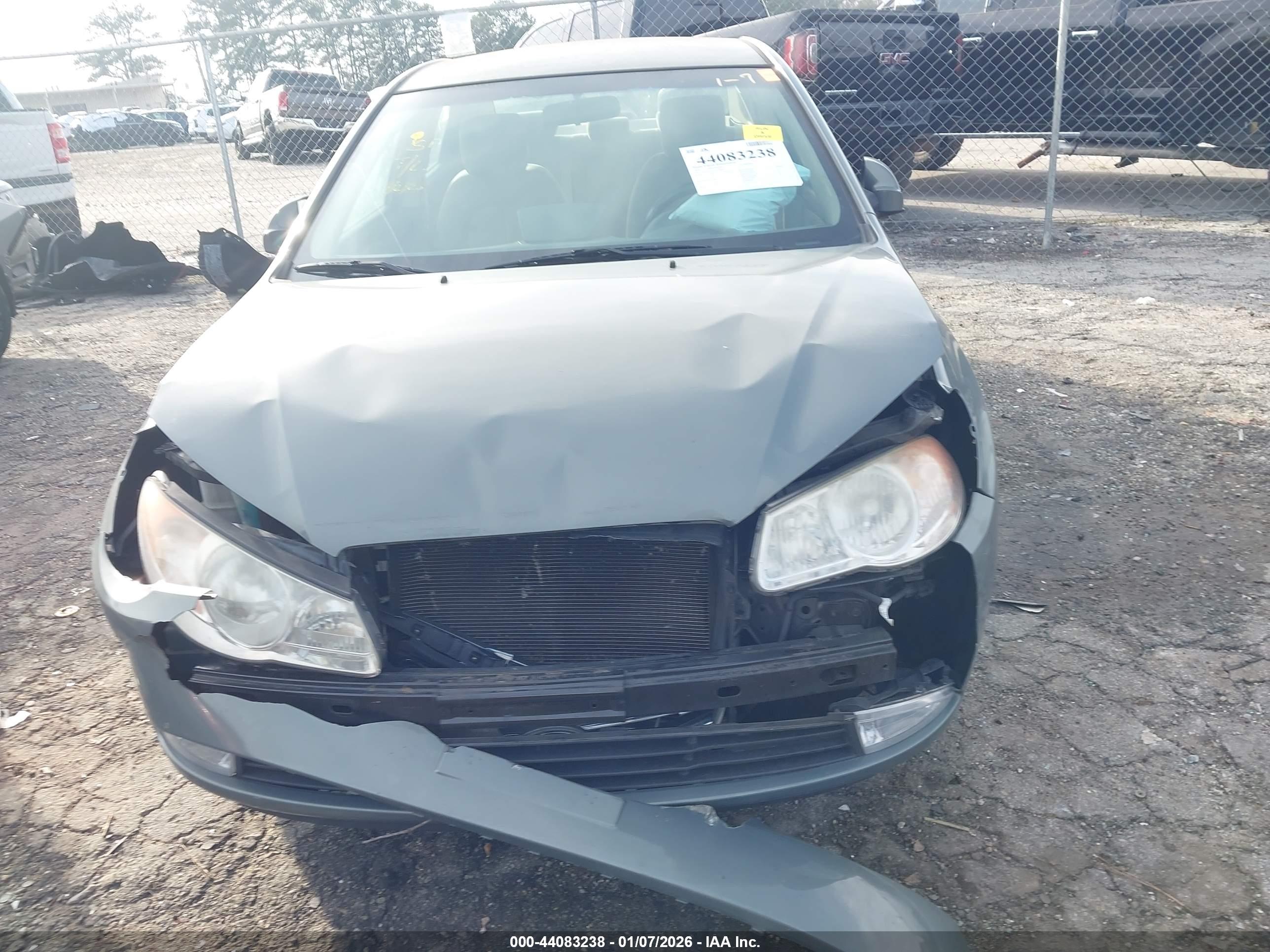 HYUNDAI ELANTRA image 6