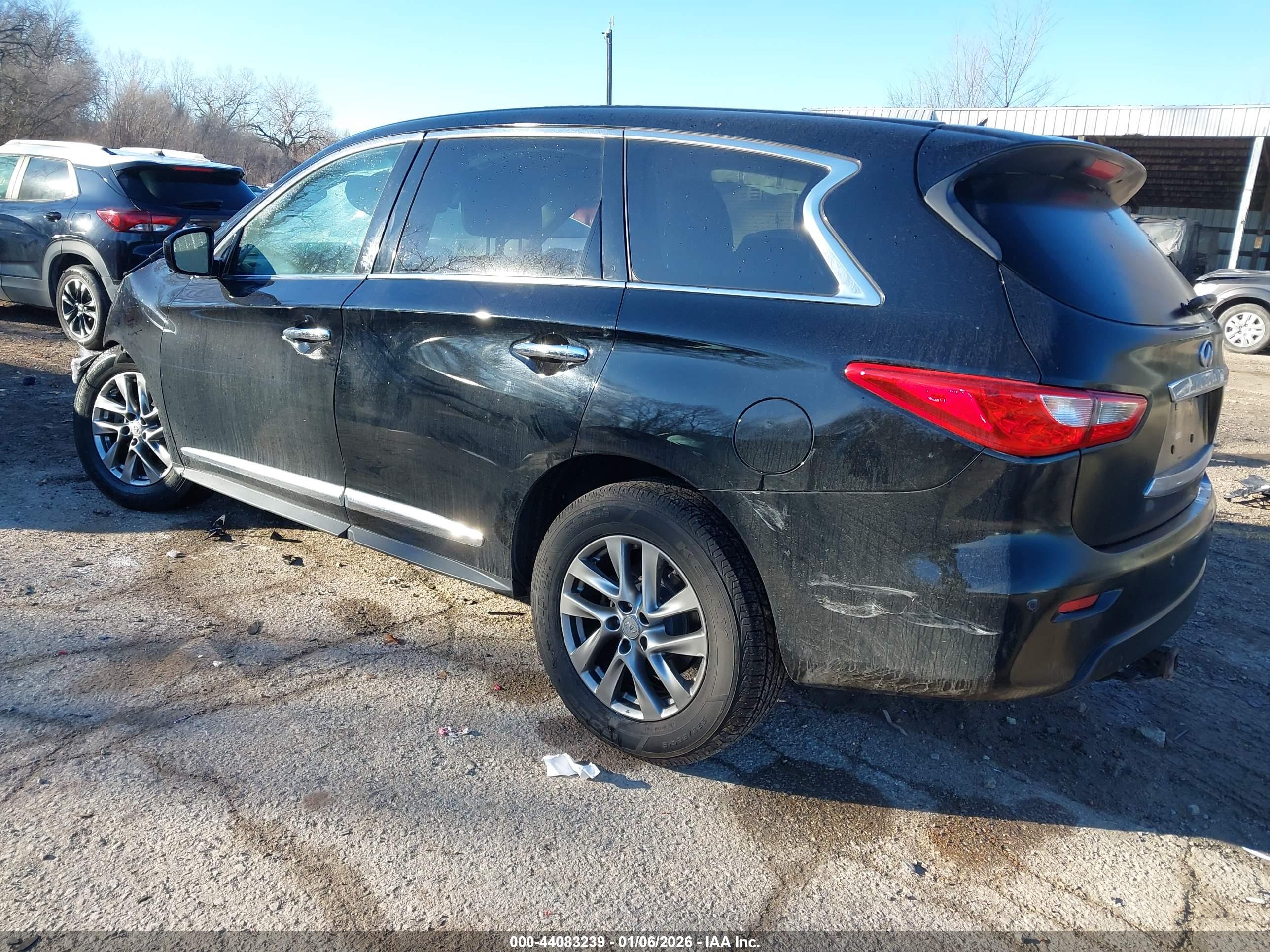 INFINITI JX35 image 3