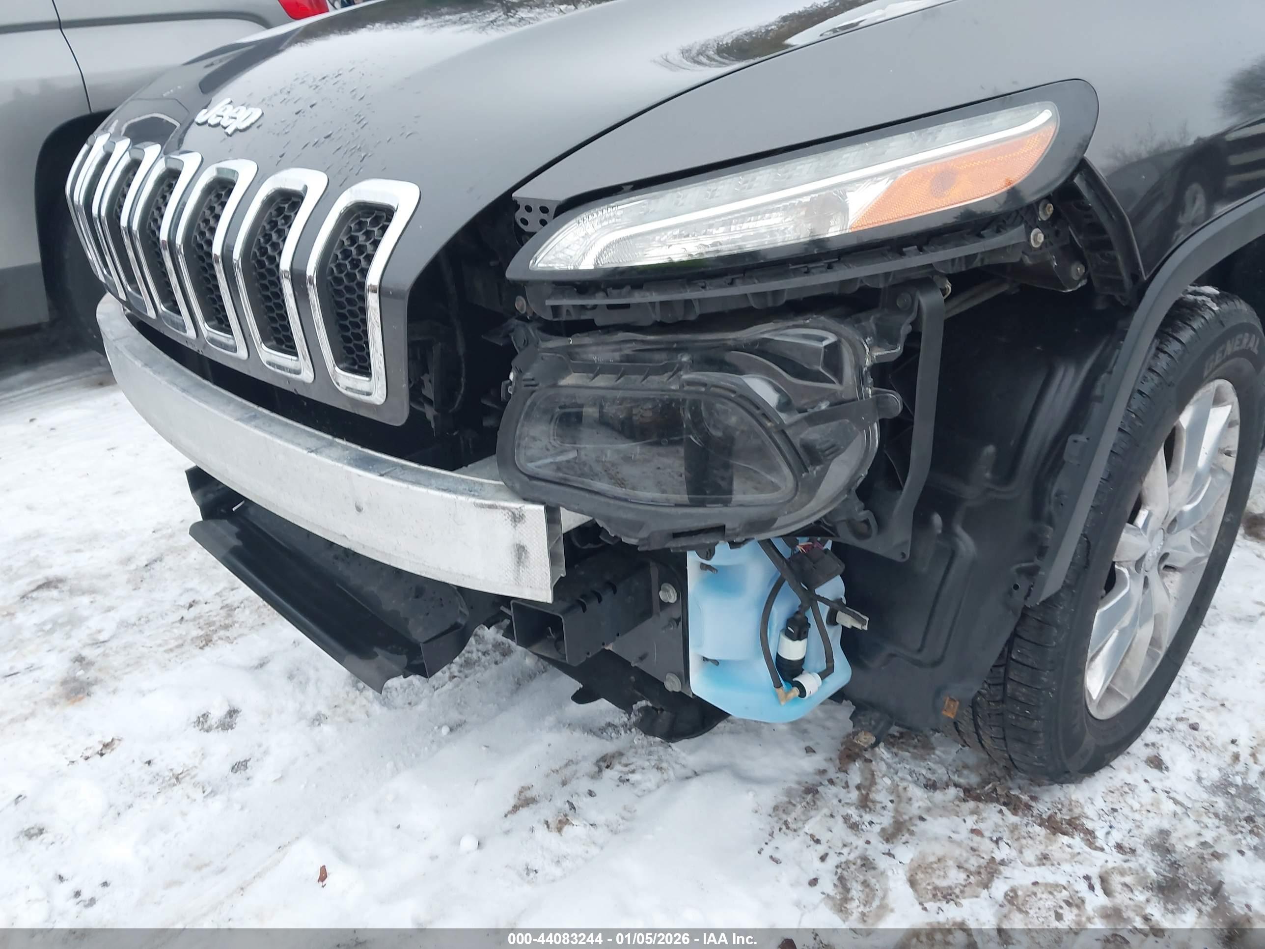 JEEP CHEROKEE image 6