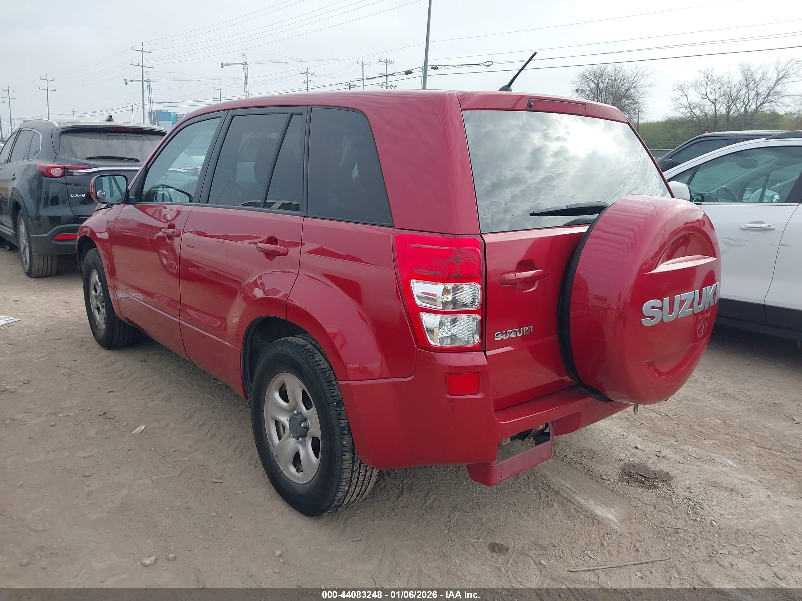 SUZUKI GRAND image 3