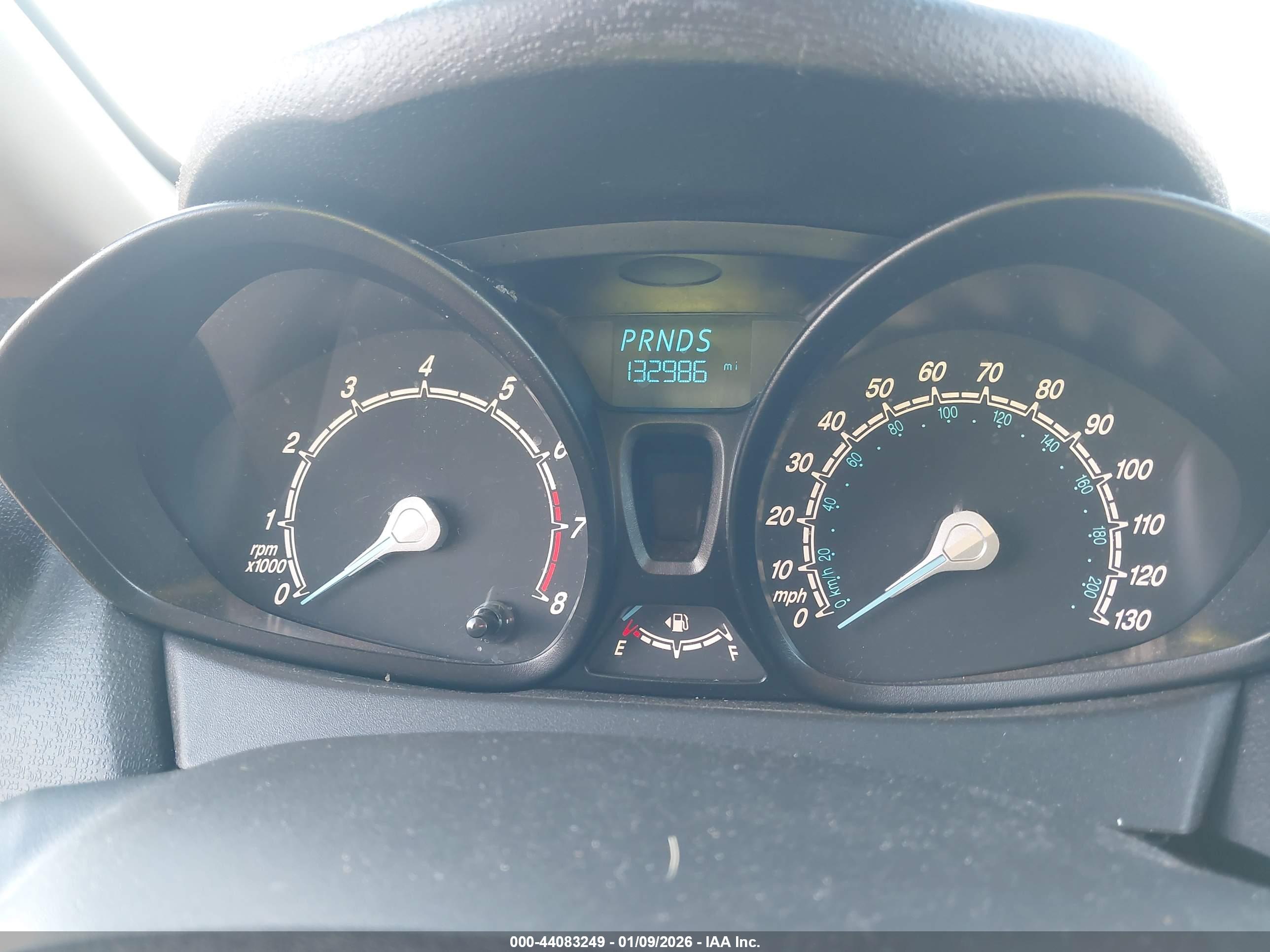 FORD FIESTA image 7