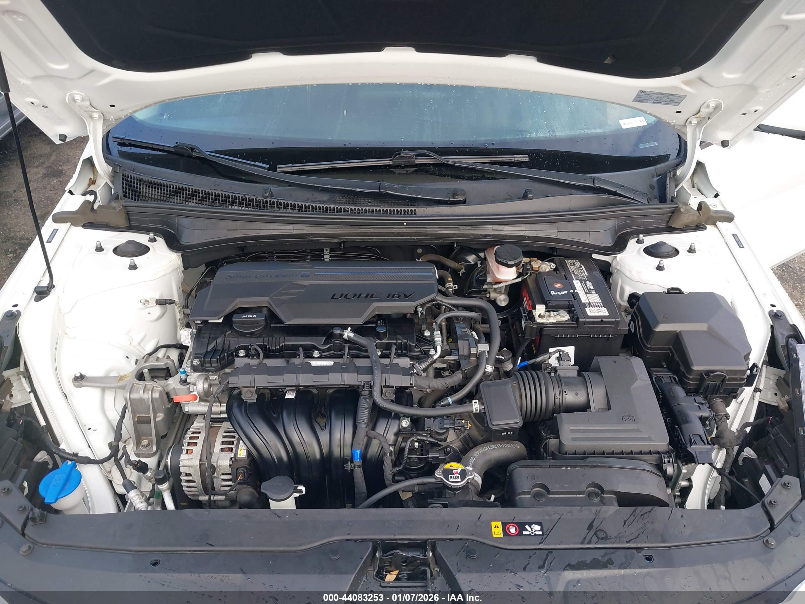 HYUNDAI ELANTRA image 10