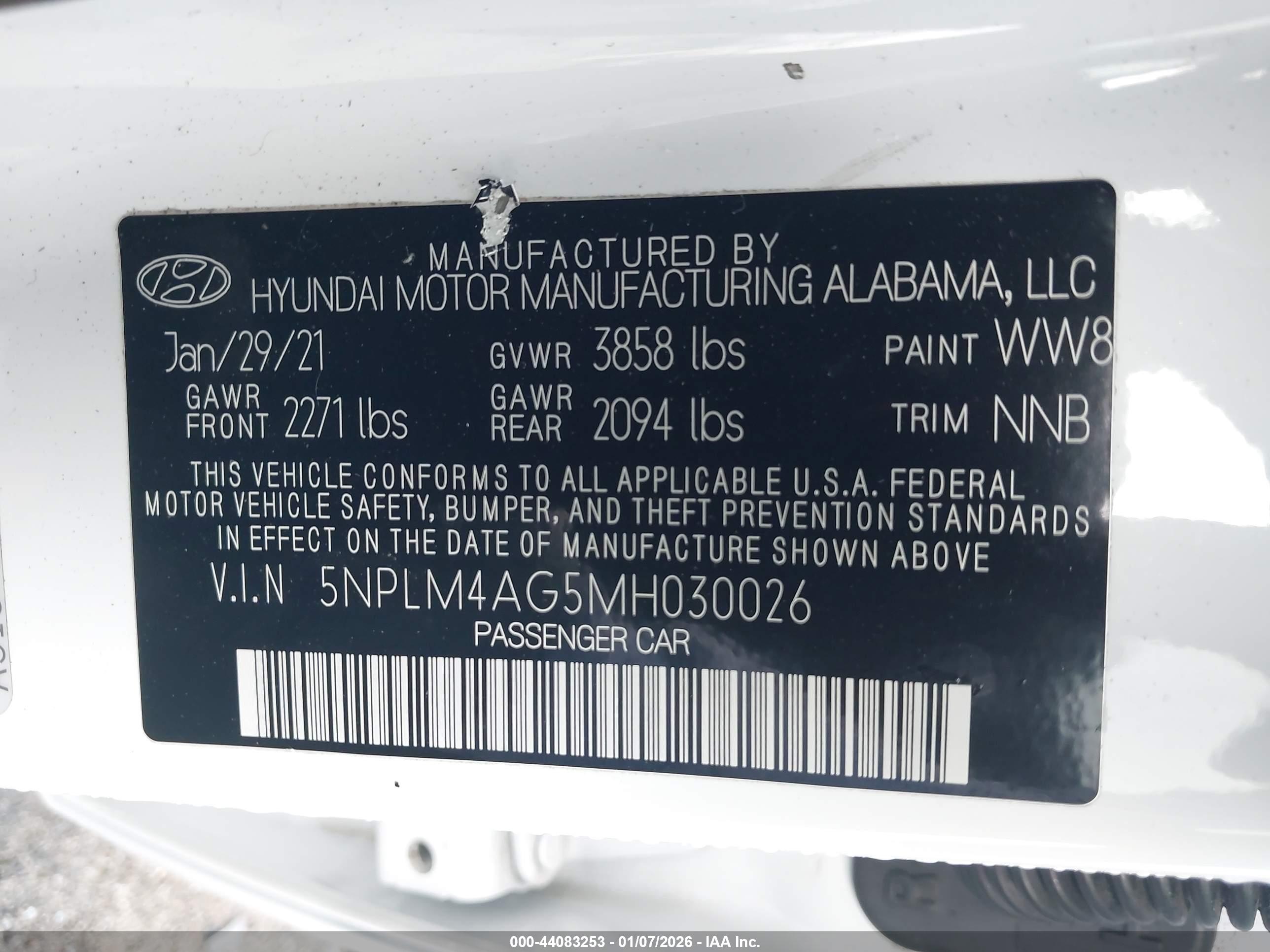HYUNDAI ELANTRA image 9