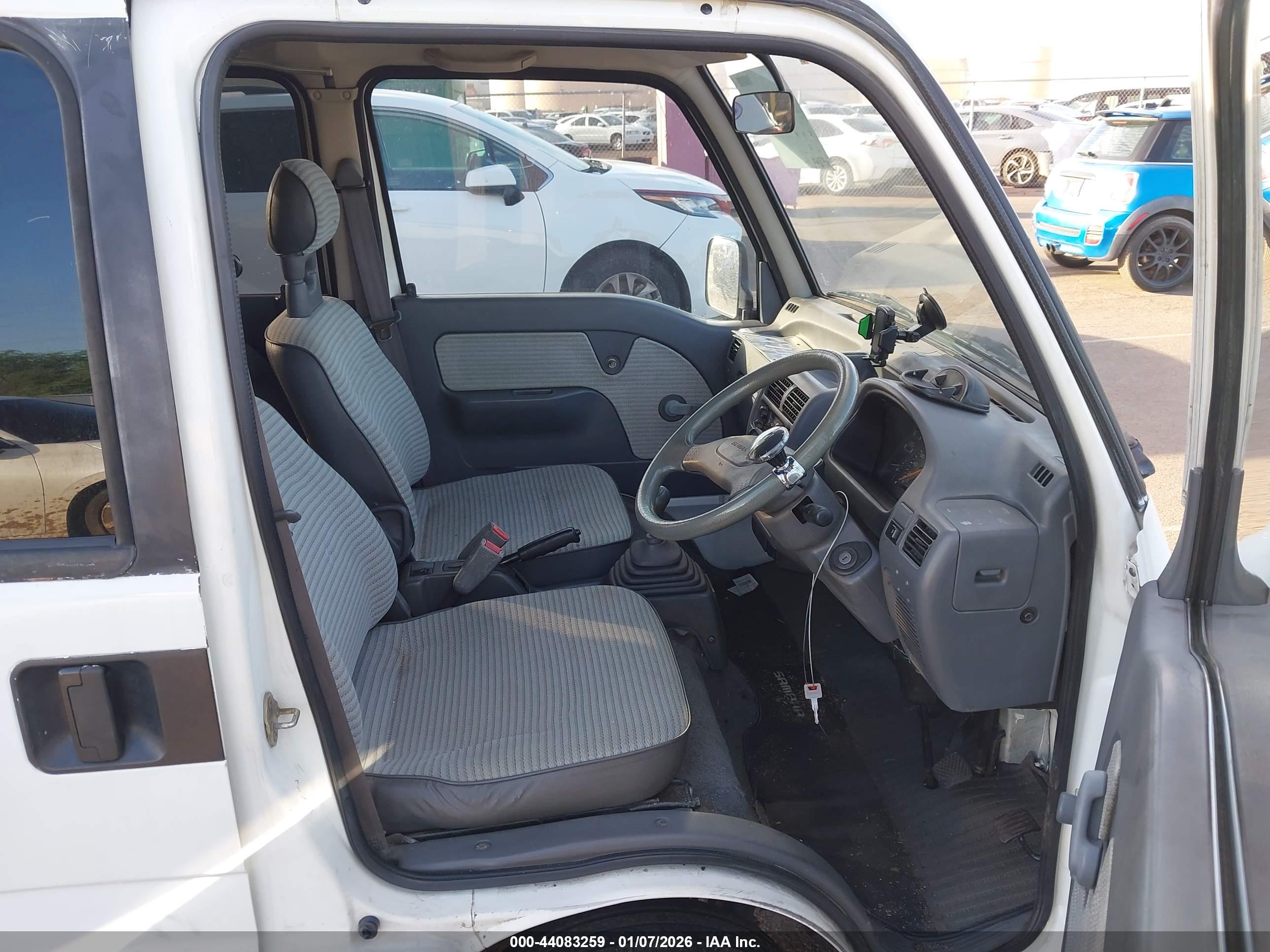 SUBARU SAMBAR image 5