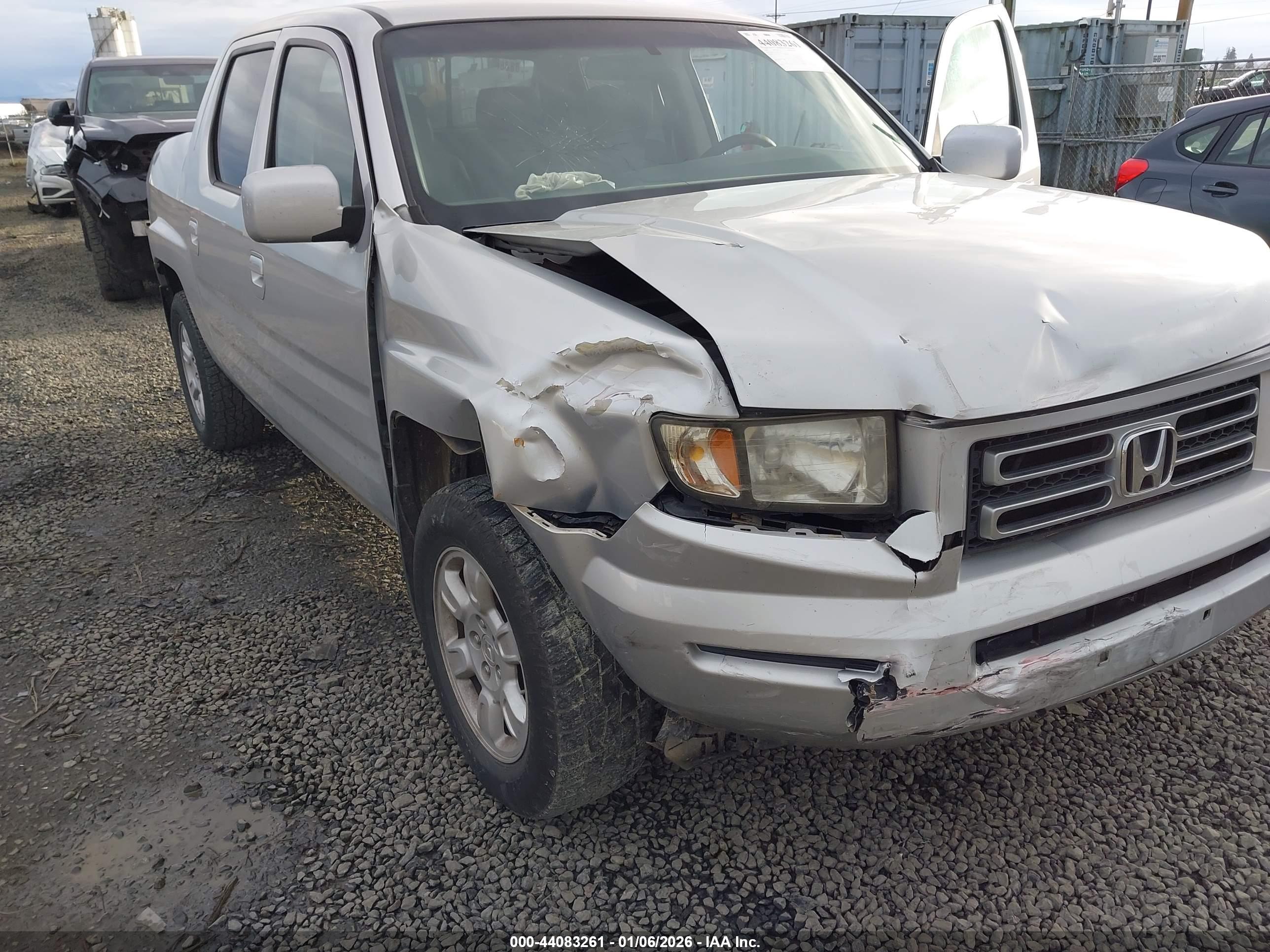 HONDA RIDGELINE image 6