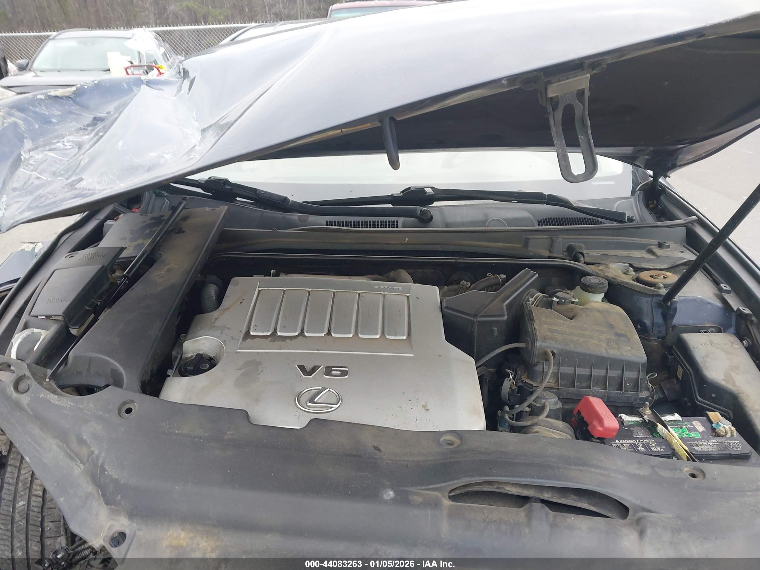 LEXUS ES image 10