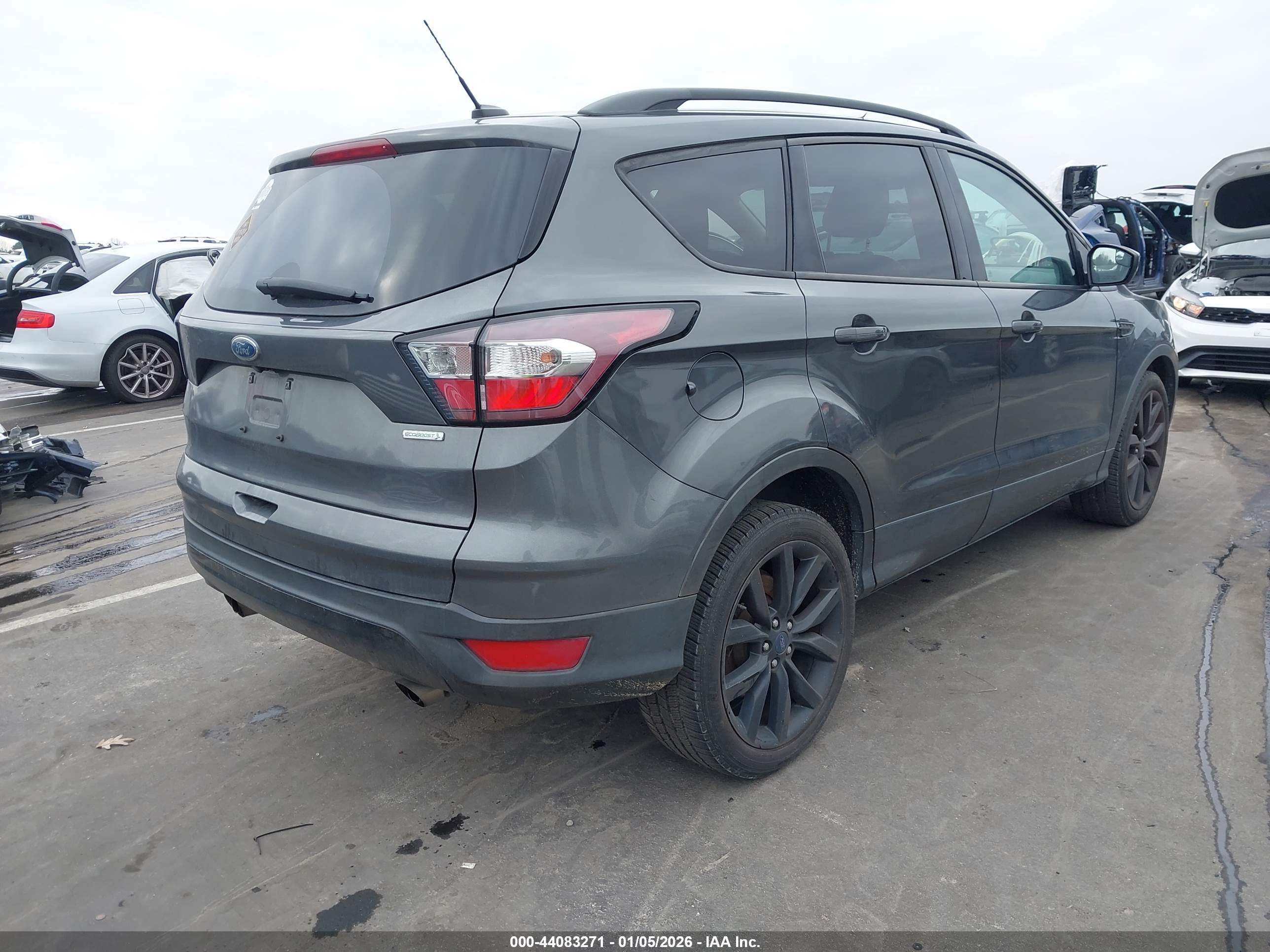 FORD ESCAPE image 4