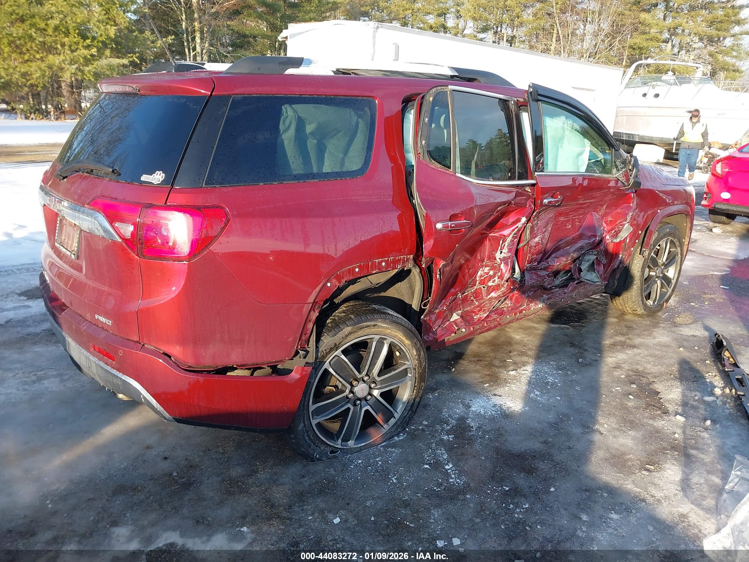 GMC ACADIA image 4