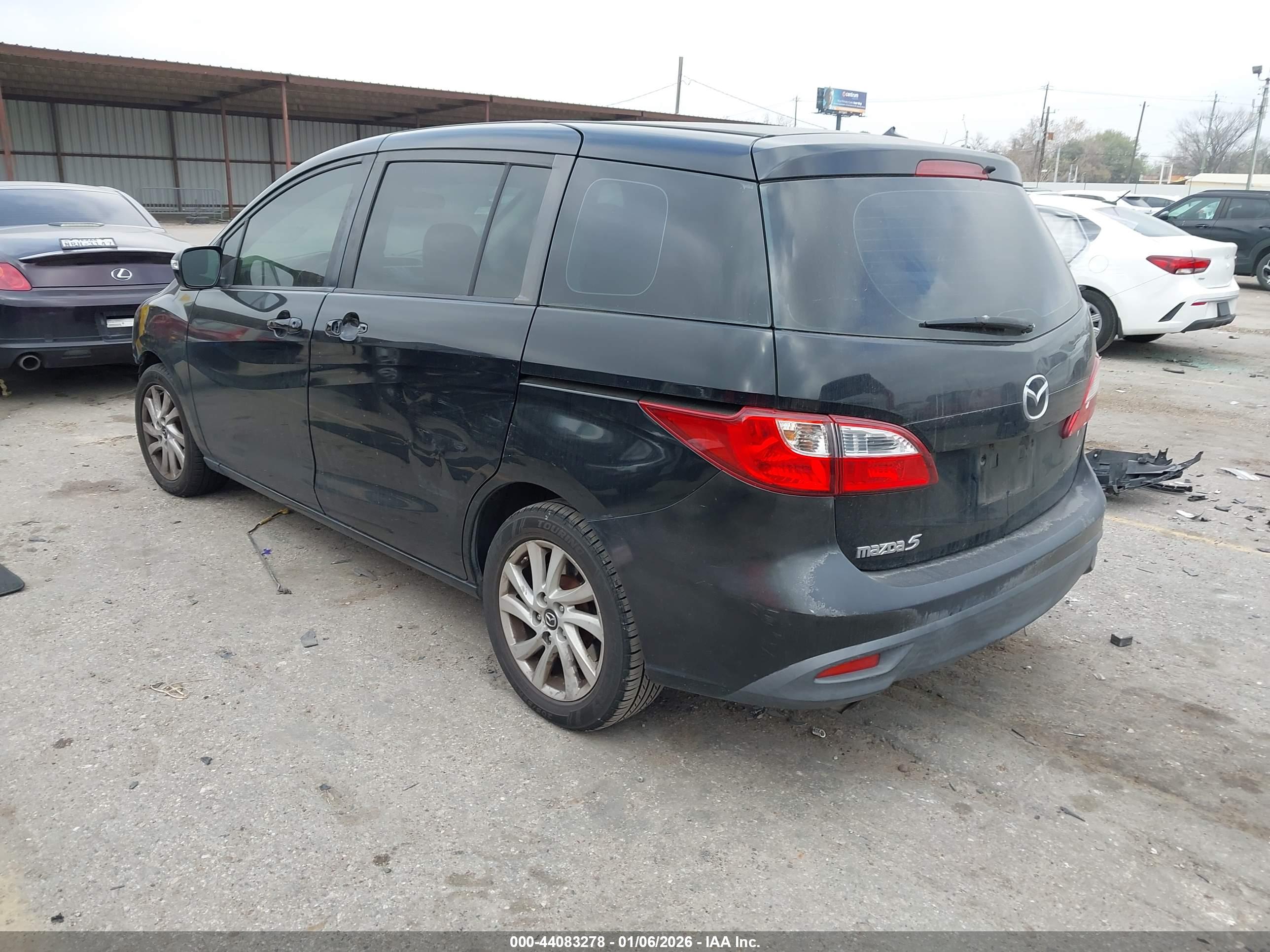 MAZDA MAZDA5 image 3