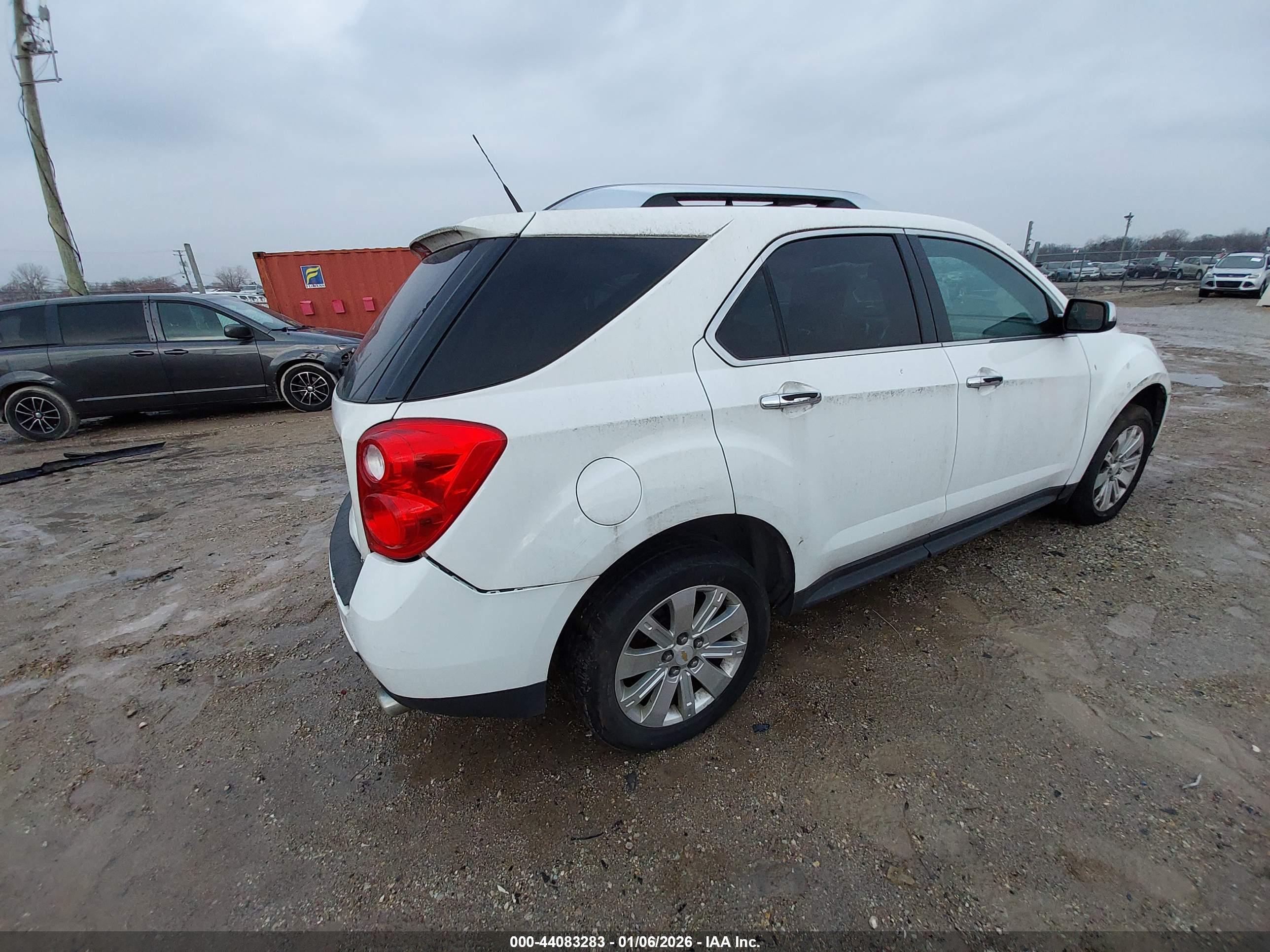 CHEVROLET EQUINOX image 4